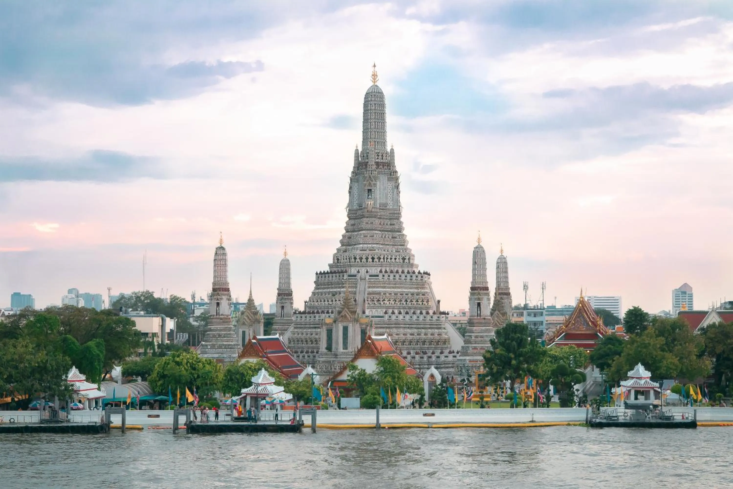 Nearby landmark in Holiday Inn Bangkok Silom by IHG