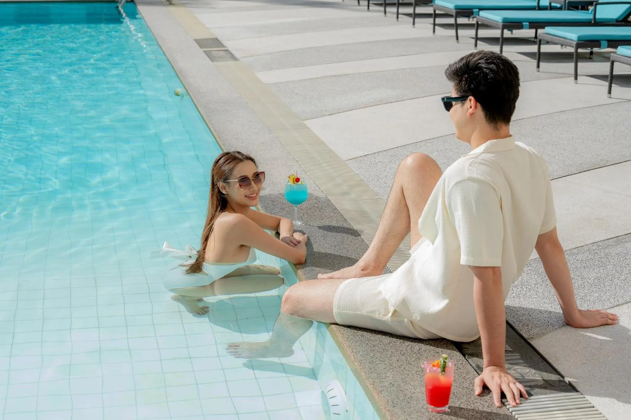 Swimming pool in Holiday Inn Bangkok Silom by IHG