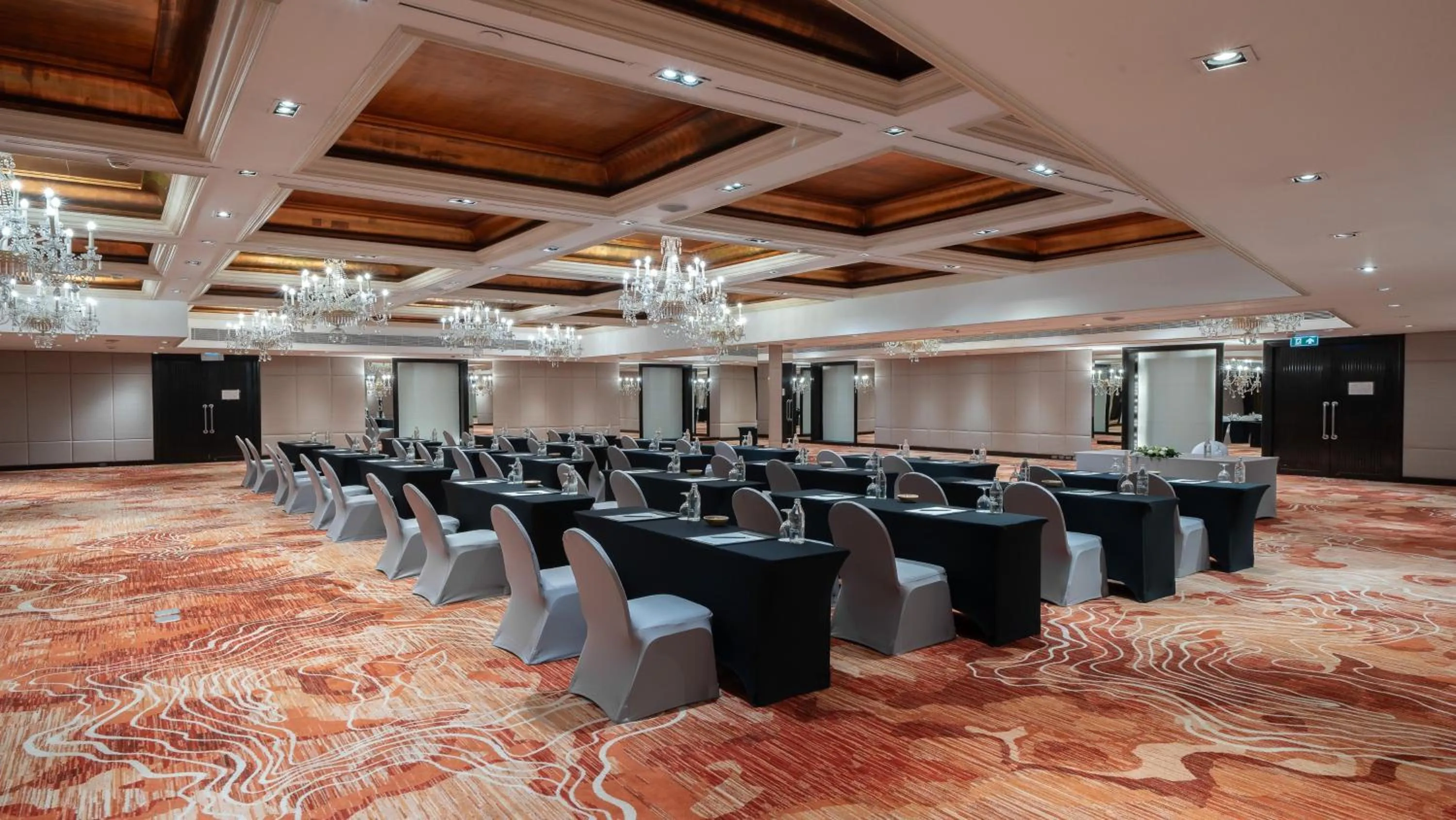 Meeting/conference room in Holiday Inn Bangkok Silom by IHG