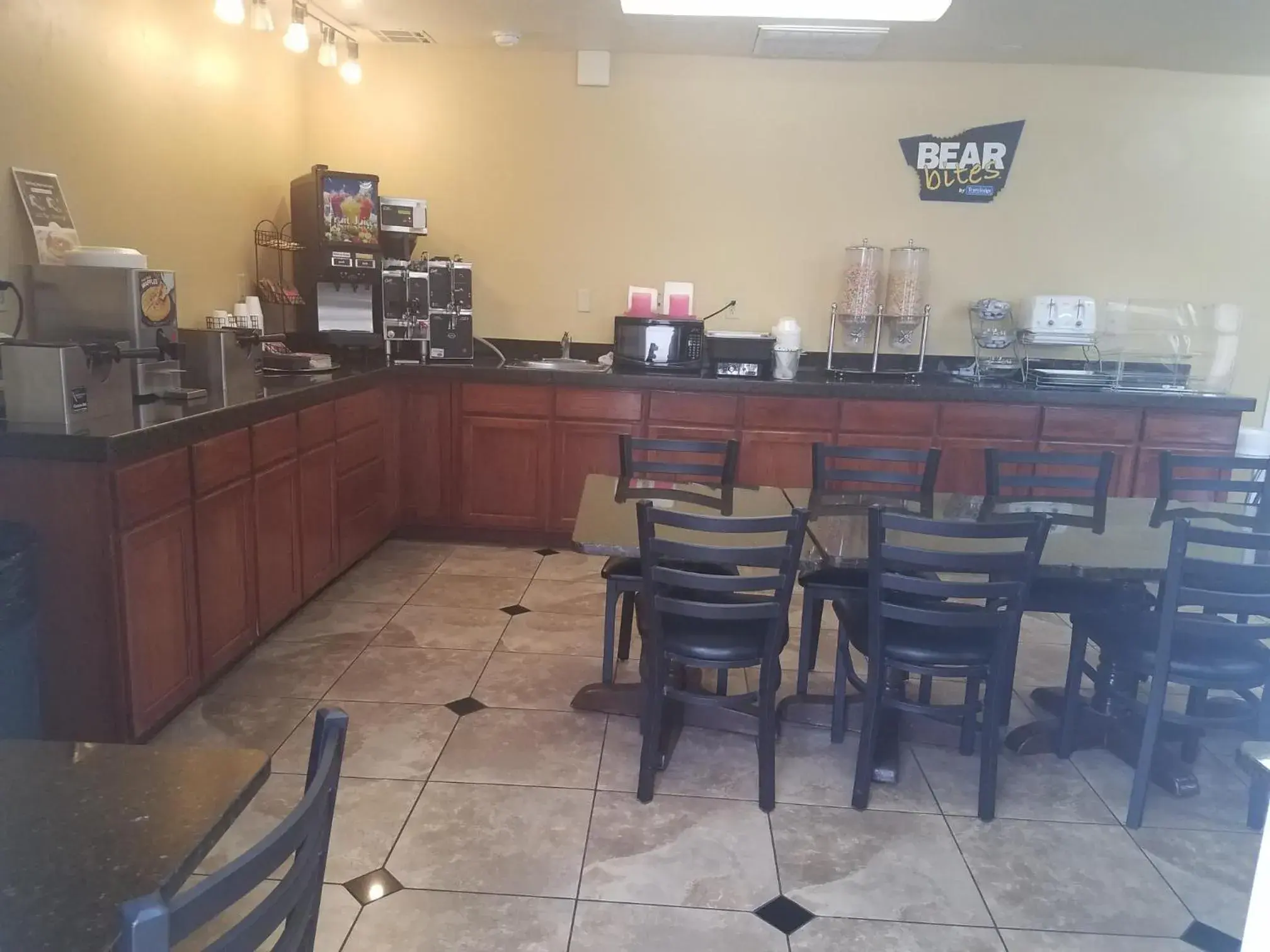 Continental breakfast in Travelodge by Wyndham Kanab Continental breakfast in Travelodge by Wyndham Kanab