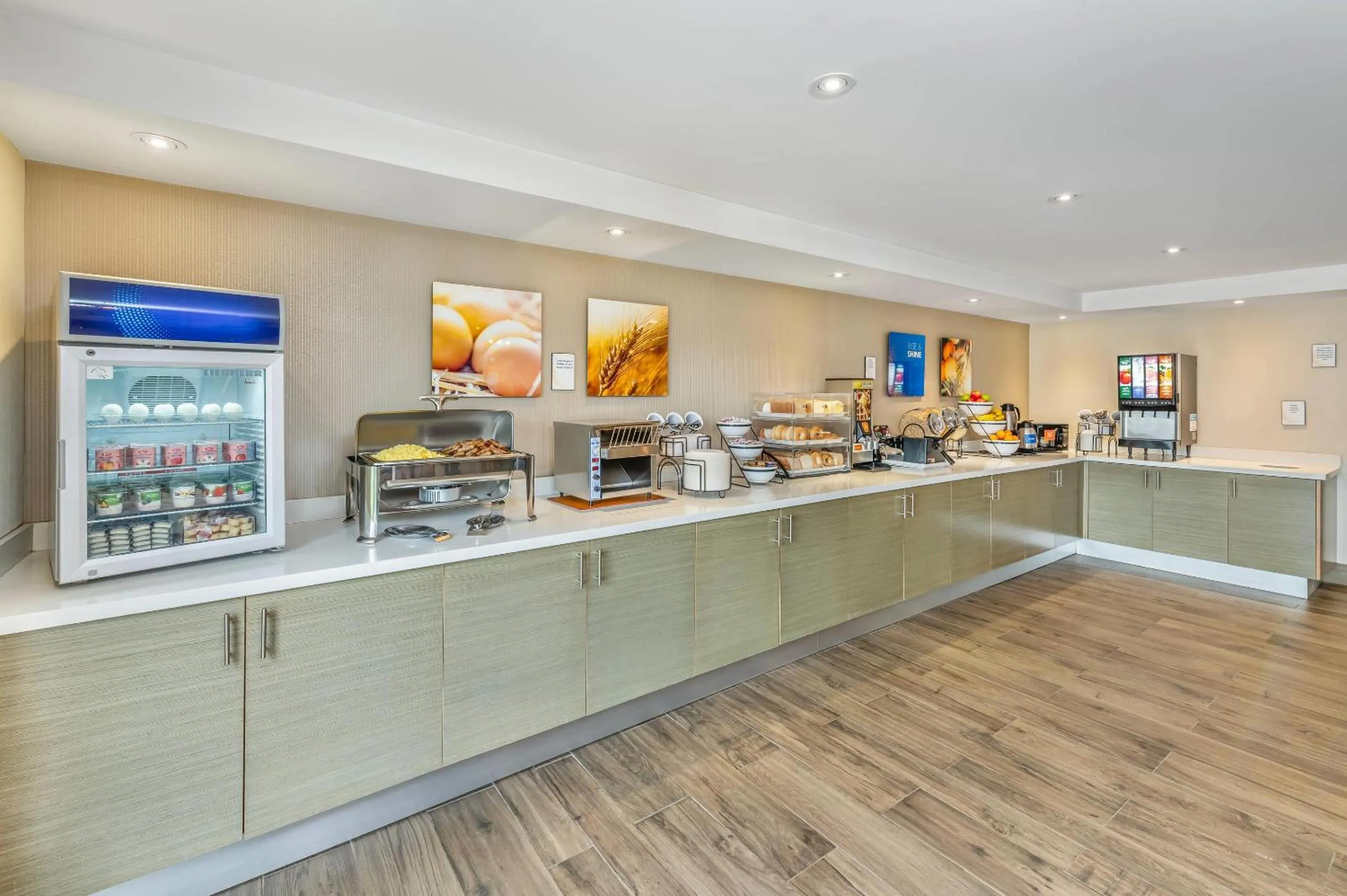 Breakfast in Comfort Inn