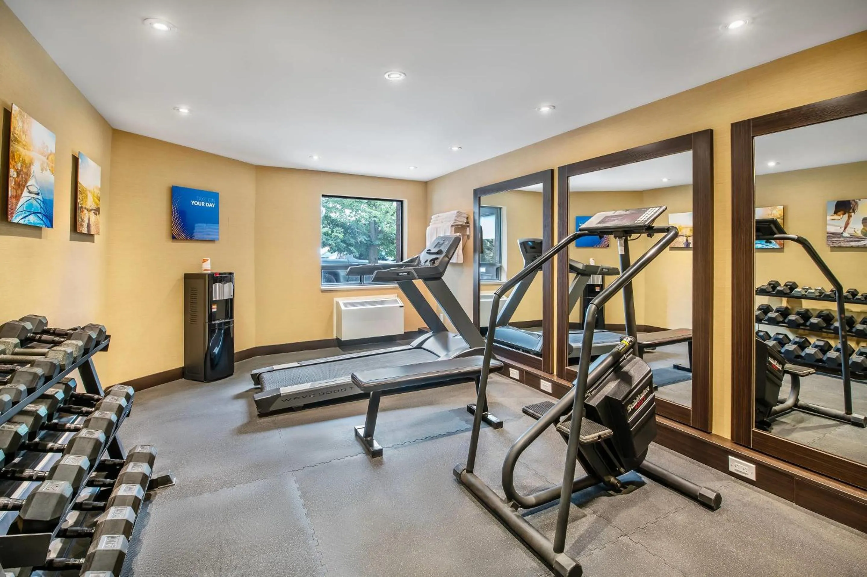 Fitness centre/facilities in Comfort Inn