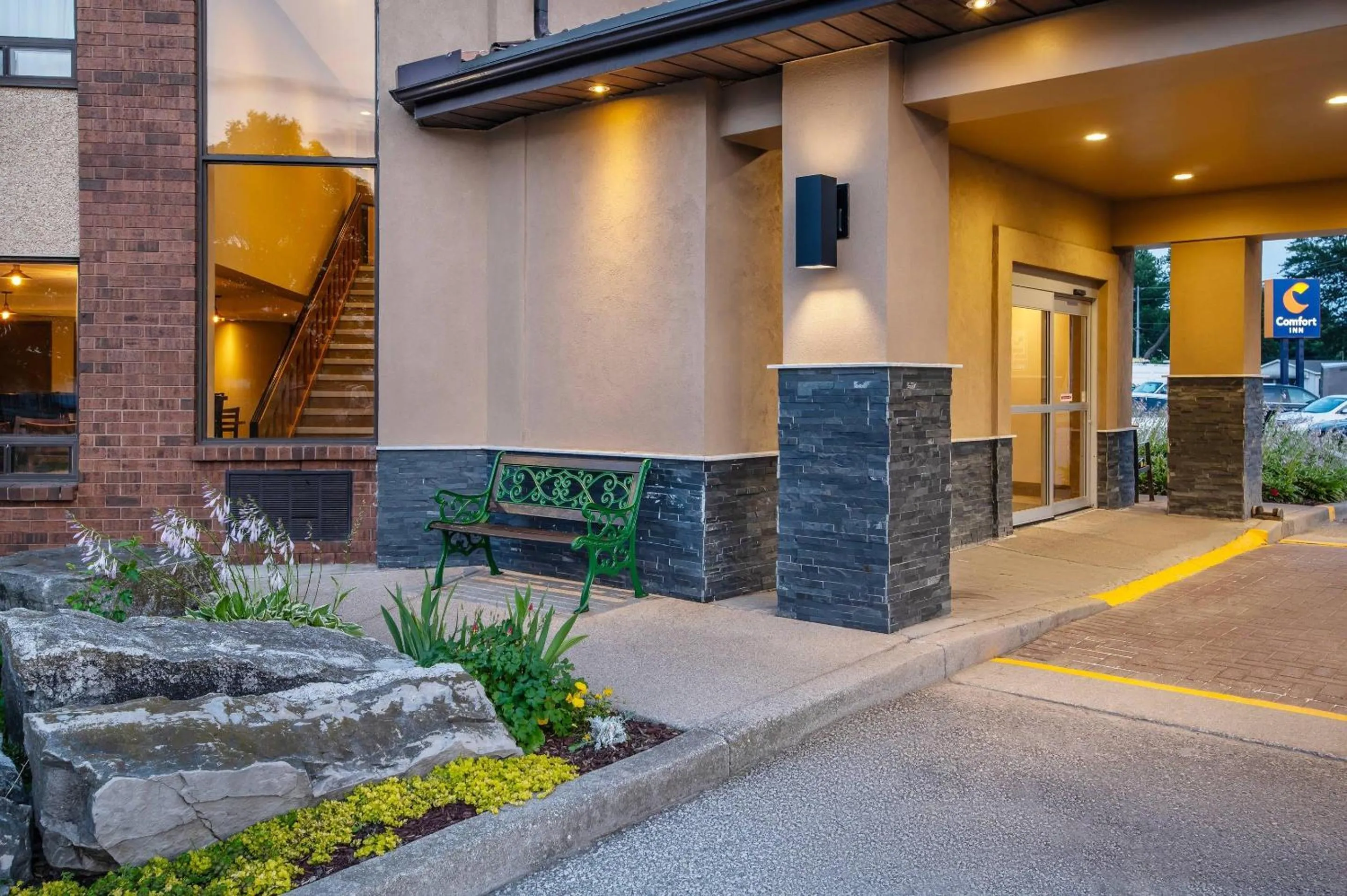 Property building in Comfort Inn