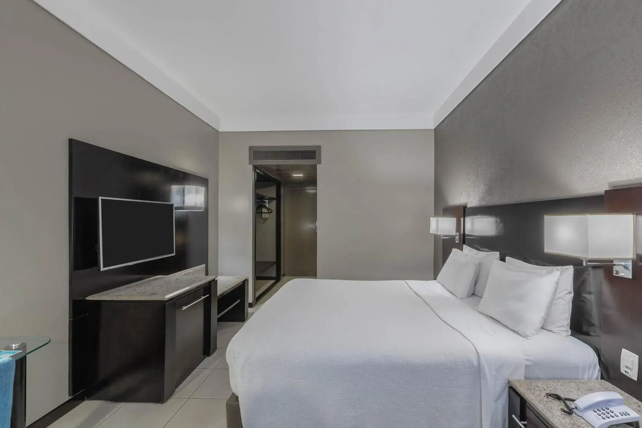 Bedroom, Bed in Hotel Deville Prime Cuiabá Bedroom, Bed in Hotel Deville Prime Cuiabá