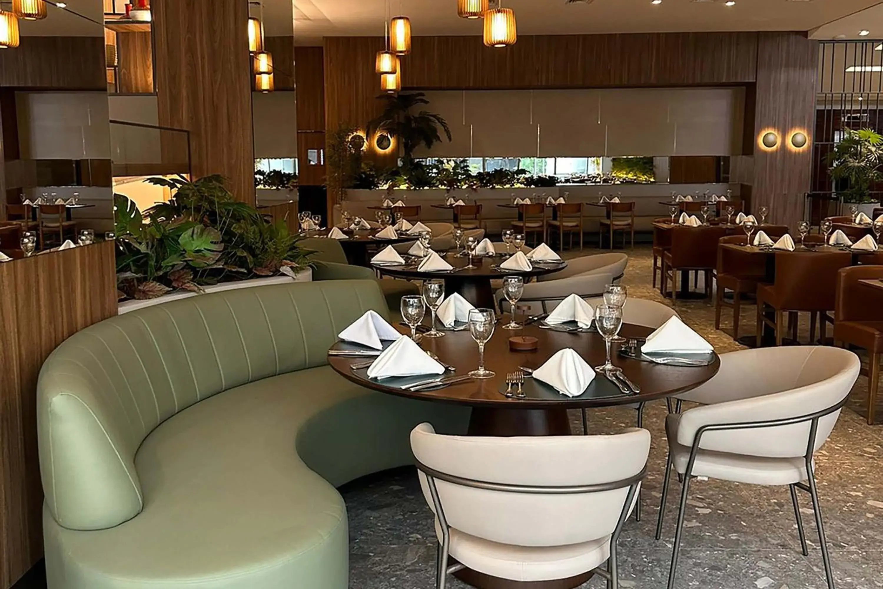 Restaurant/places to eat in Hotel Deville Prime Cuiabá Restaurant/places to eat in Hotel Deville Prime Cuiabá