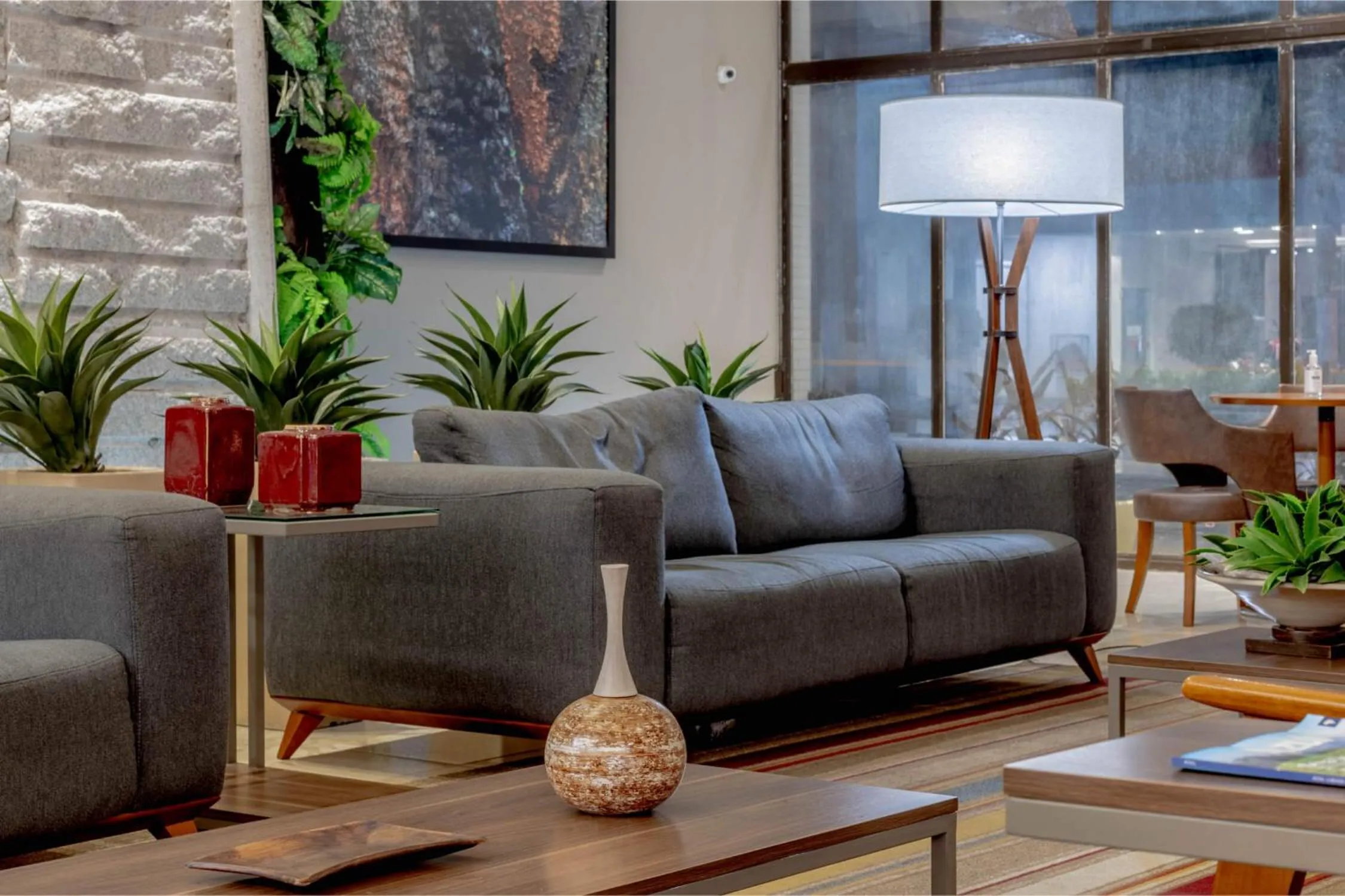 Lobby or reception in Hotel Deville Prime Cuiabá