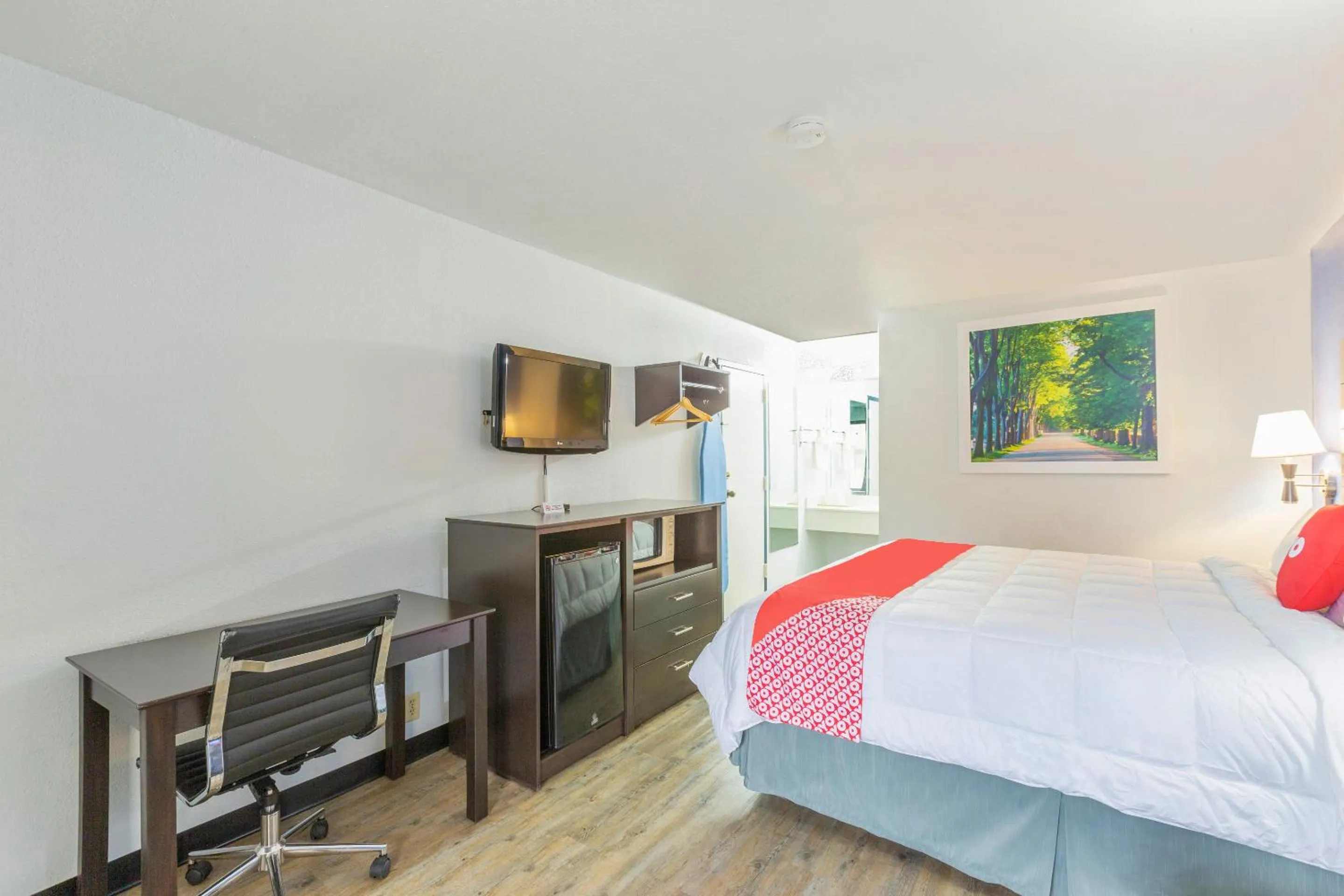 Bedroom in OYO Hotel Baton Rouge Mid City