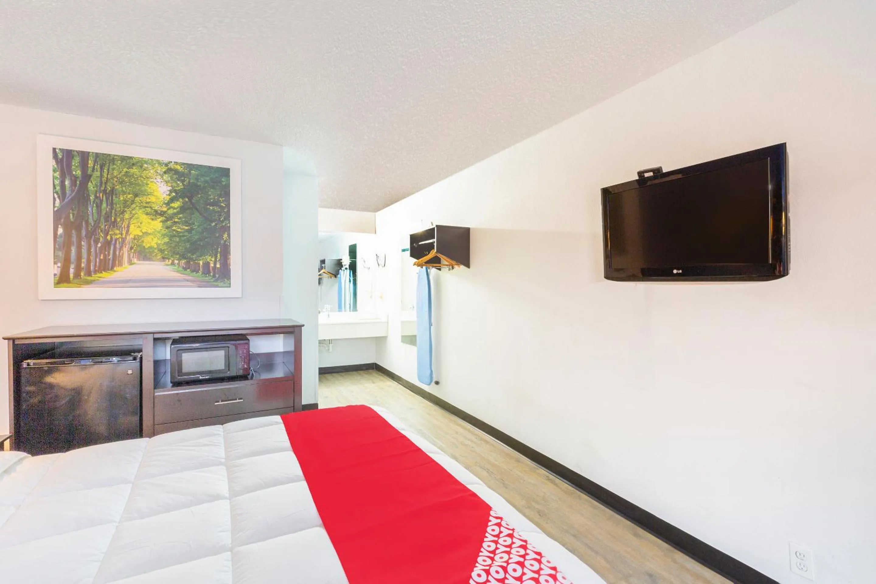 Bedroom in OYO Hotel Baton Rouge Mid City