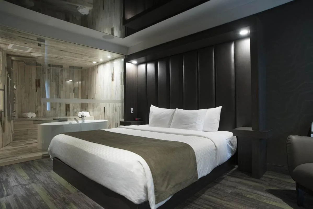 Bed in Hôtel Le Rivage