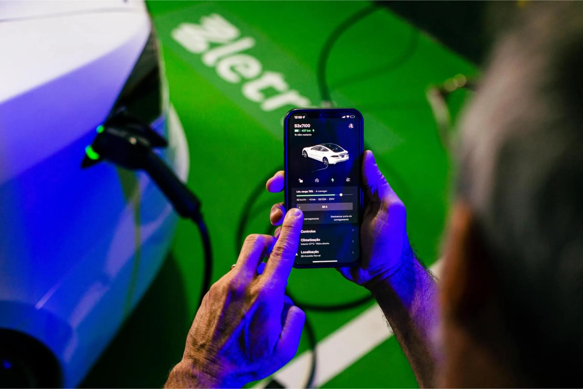 Parking in Hotel Deville Business Maringá