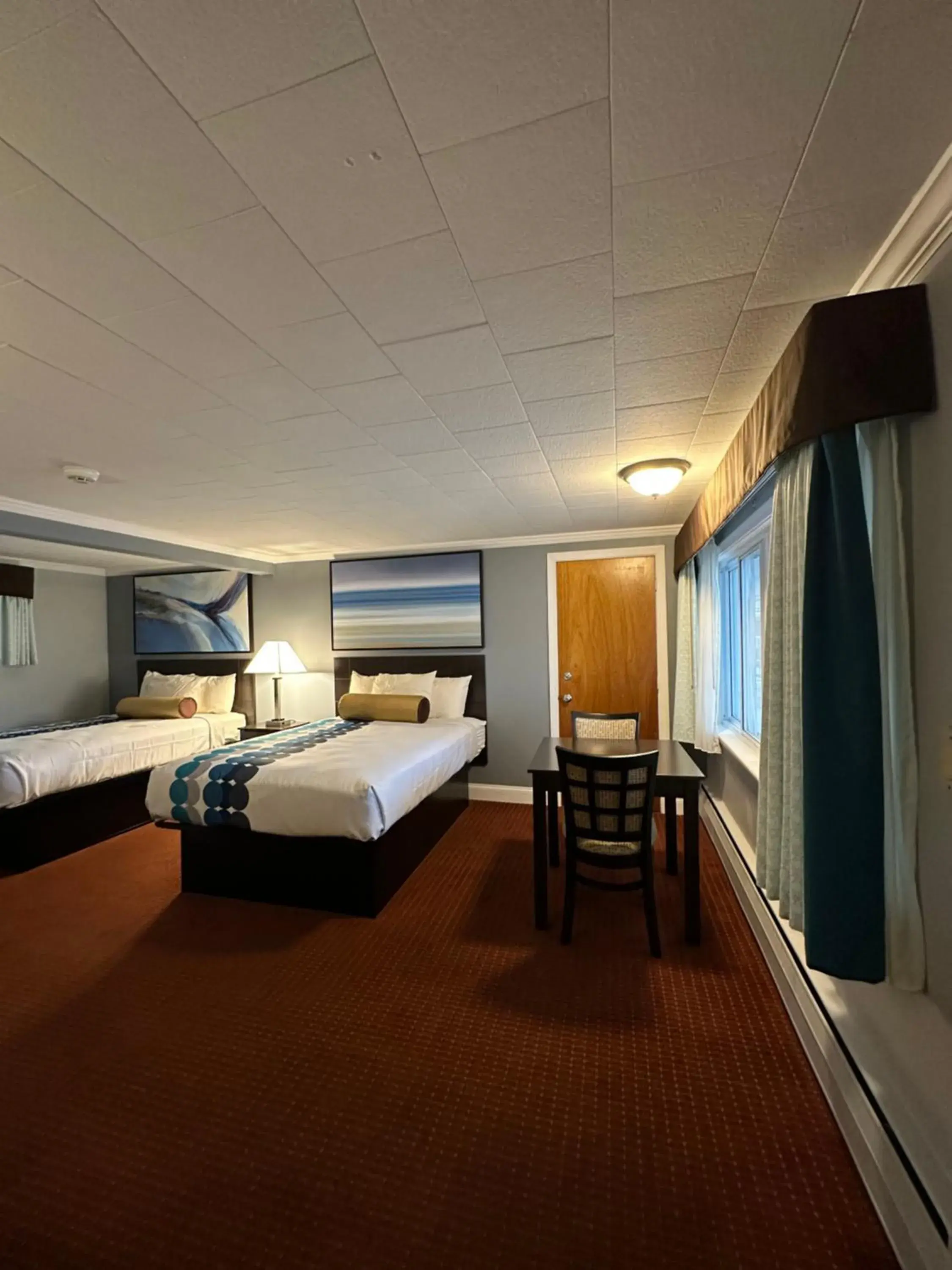 Bed in Rodeway Inn Orleans - Cape Cod Bed in Rodeway Inn Orleans - Cape Cod