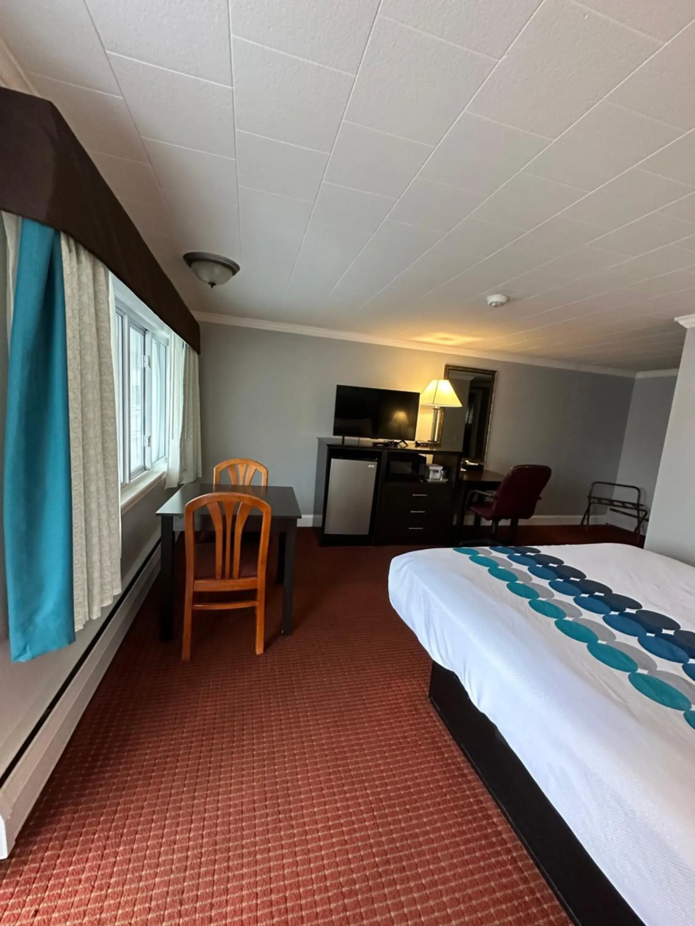 Bed in Rodeway Inn Orleans - Cape Cod Bed in Rodeway Inn Orleans - Cape Cod