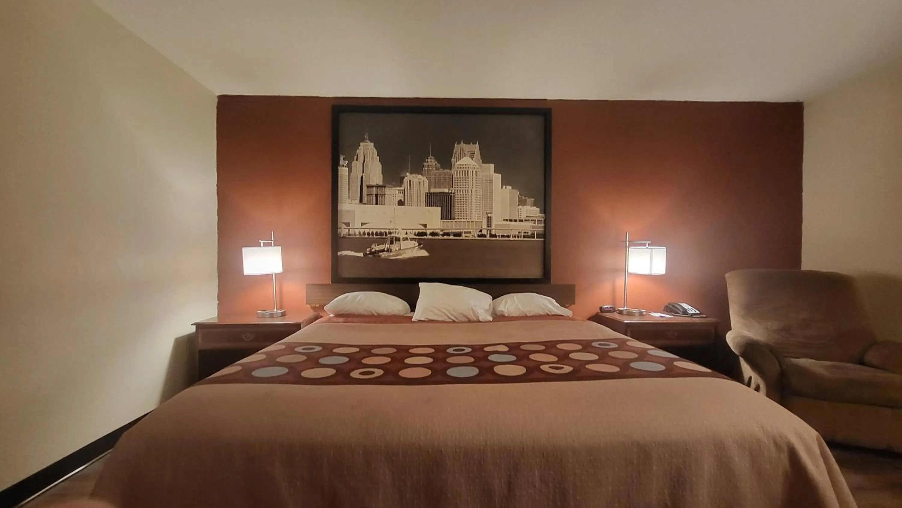 Bed in Super 8 by Wyndham Canton/Livonia Area