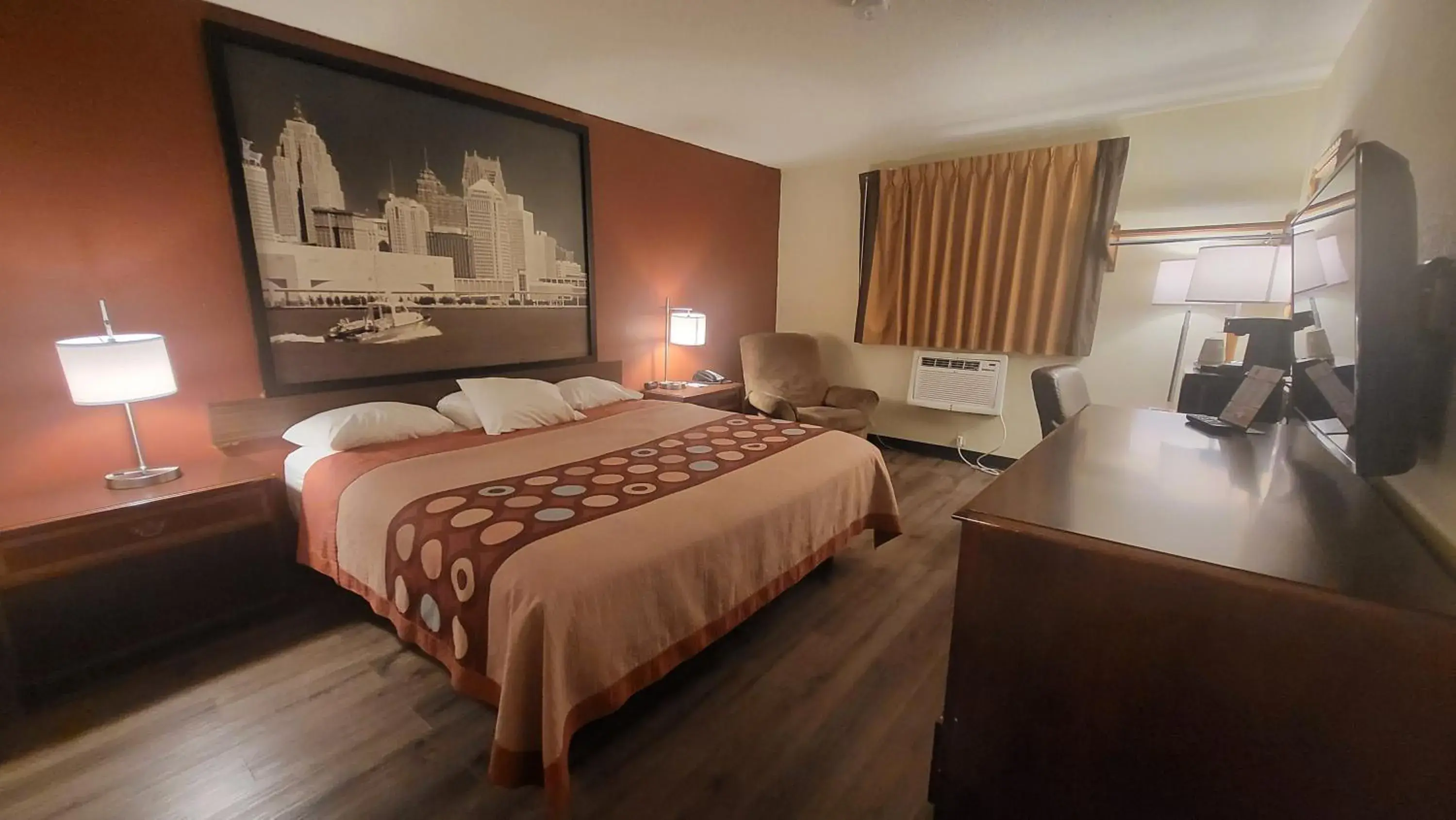 King Room- Non-Smoking in Super 8 by Wyndham Canton/Livonia Area King Room- Non-Smoking in Super 8 by Wyndham Canton/Livonia Area