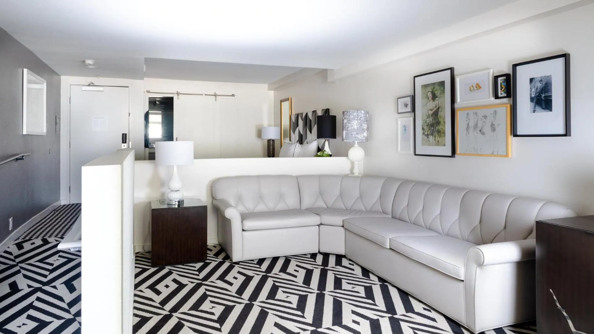 Photo of the whole room in Chamberlain West Hollywood