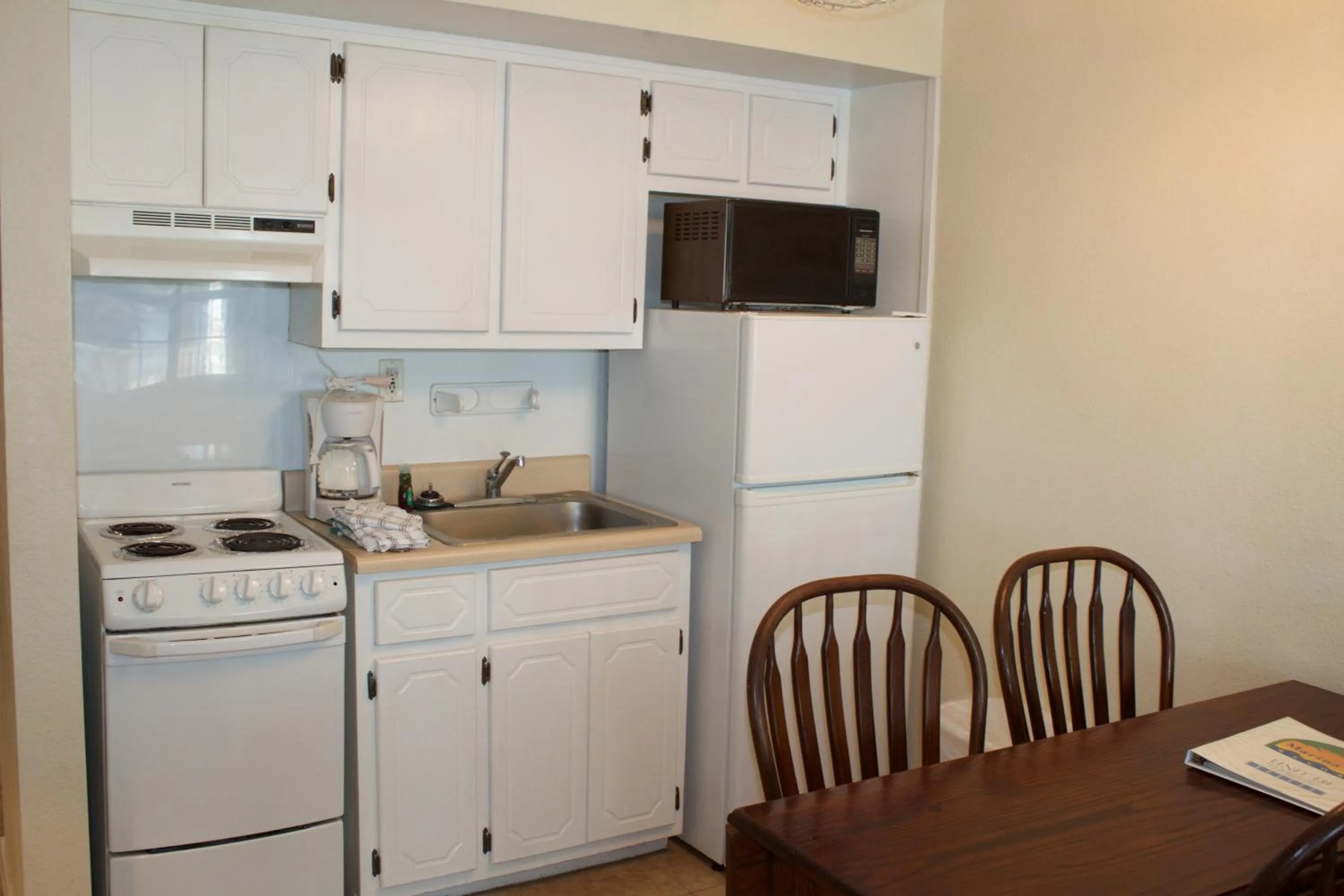 Kitchen or kitchenette in Marina Bay Resort