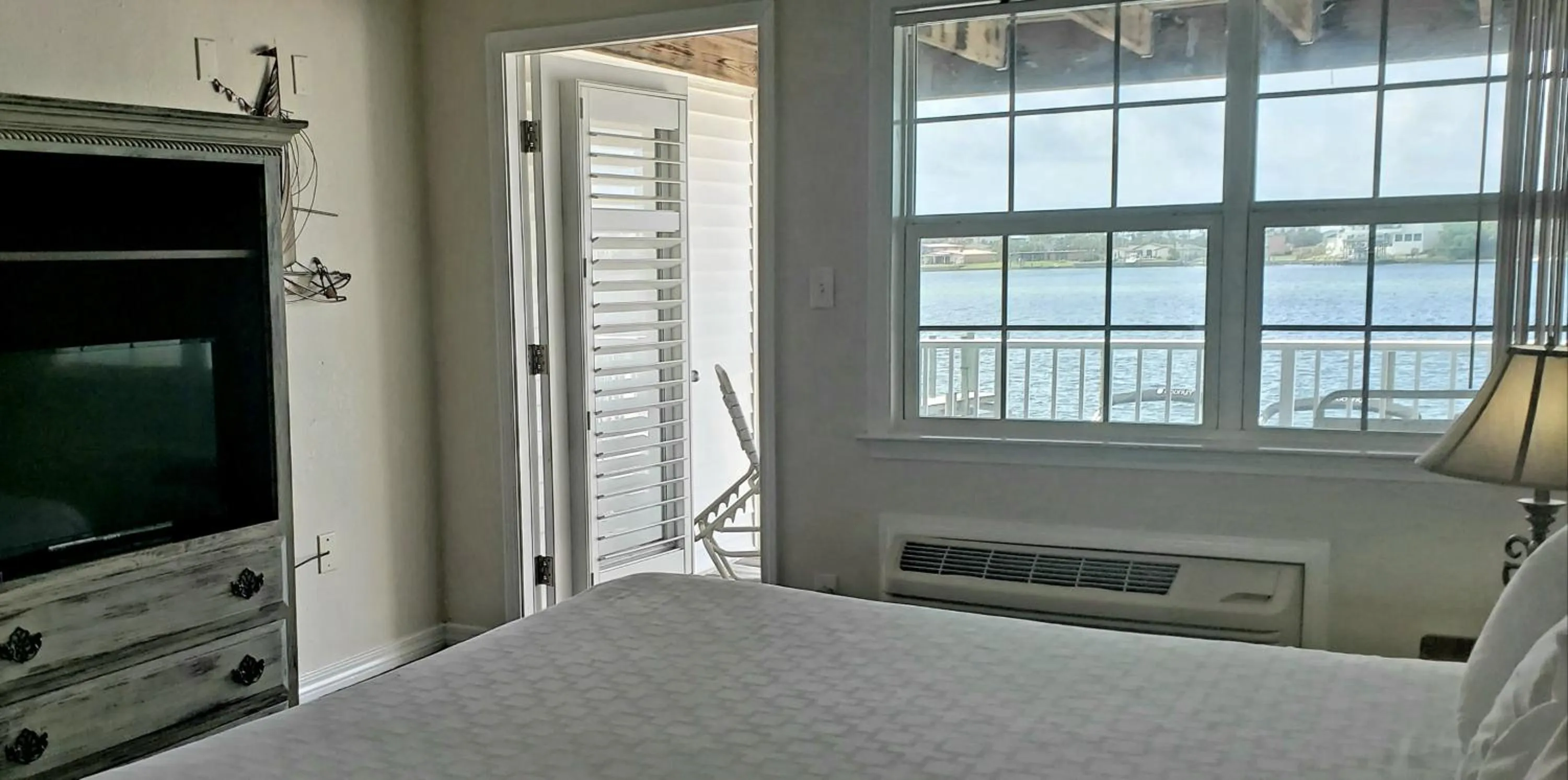 Bed in Marina Bay Resort