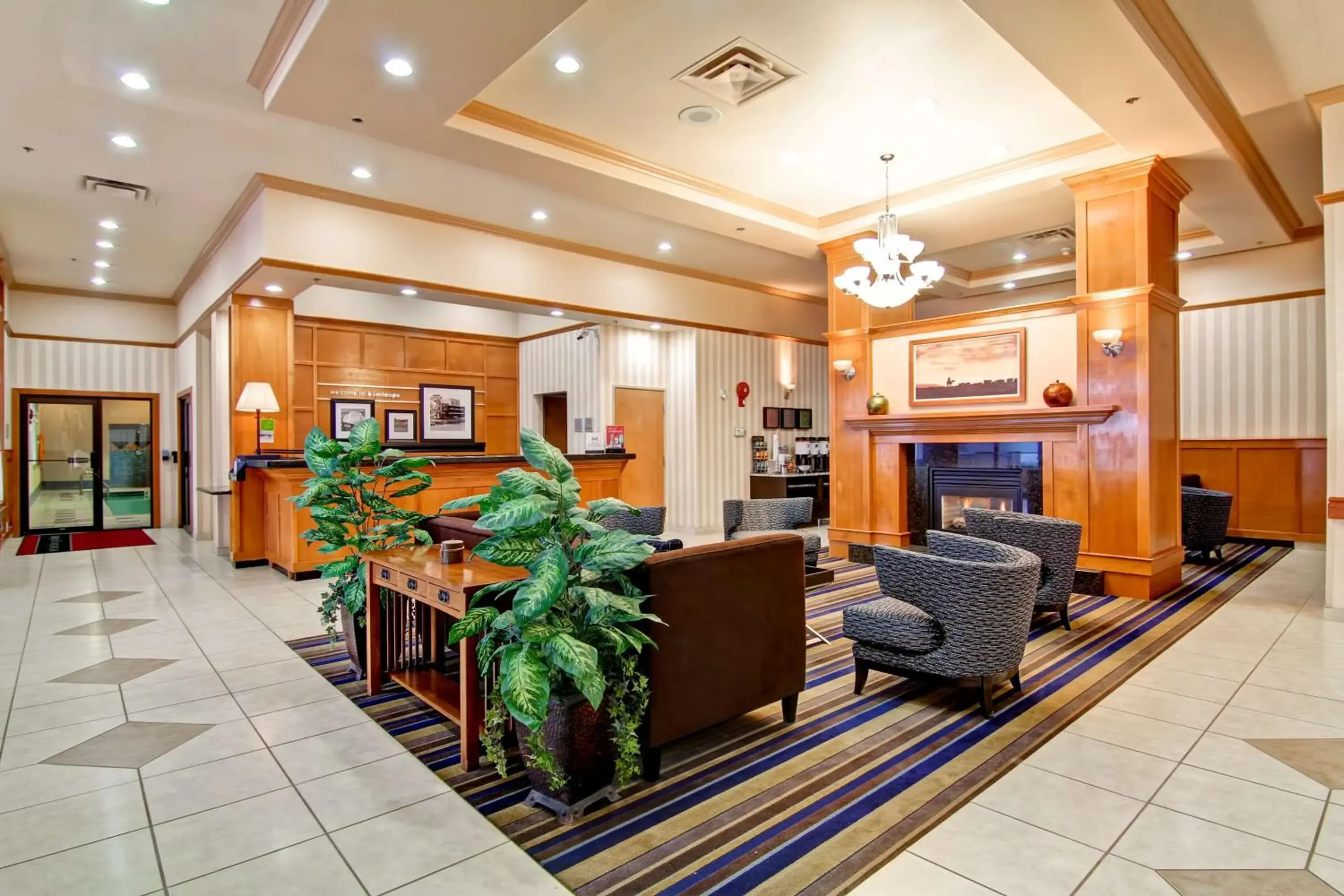 Lobby or reception in Hampton Inn by Hilton Kamloops Lobby or reception in Hampton Inn by Hilton Kamloops