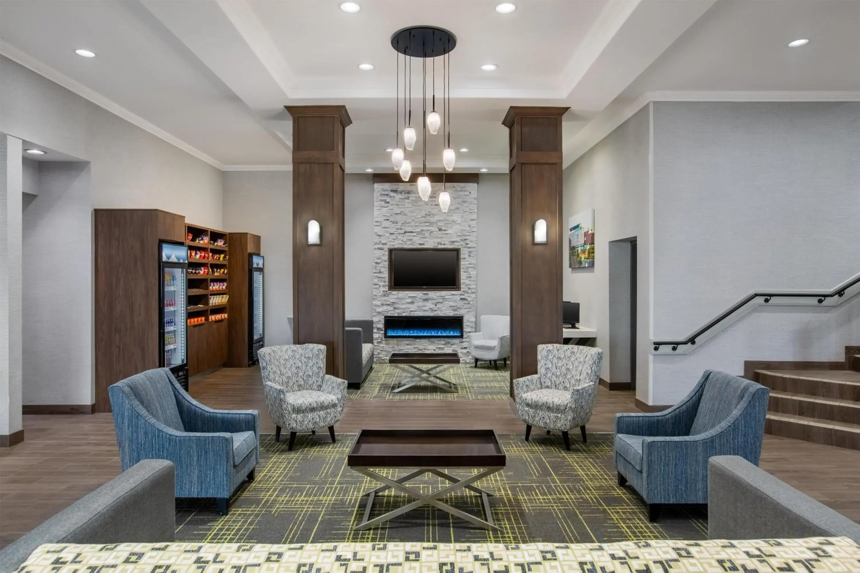 Lobby or reception in Hampton Inn by Hilton Kamloops Lobby or reception in Hampton Inn by Hilton Kamloops
