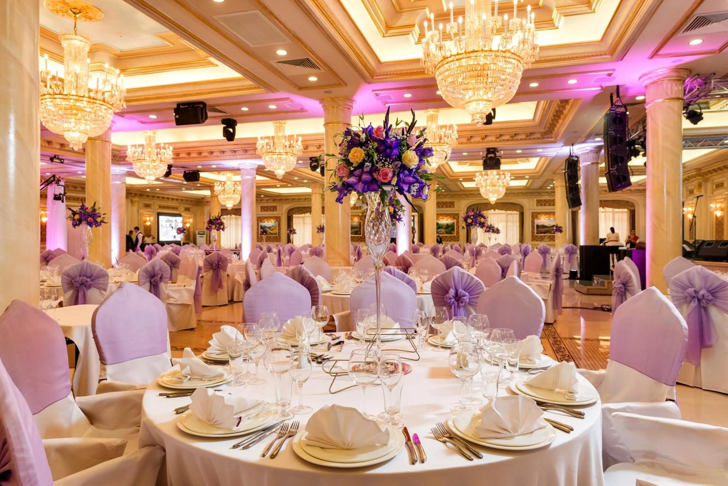 Restaurant/places to eat in Royal Tulip Almaty Hotel