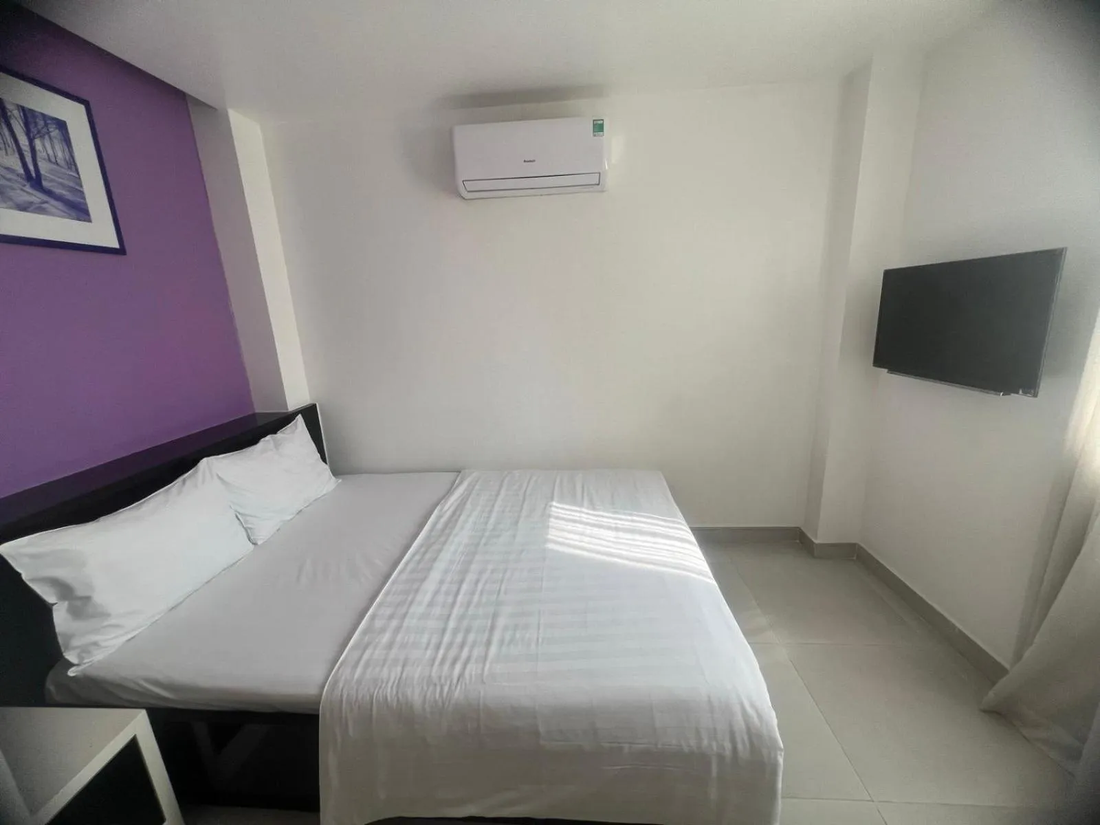 Bed in Minh Khang Hotel