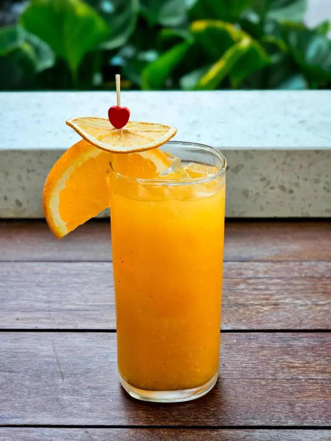 Lounge or bar in Feung Nakorn Balcony Rooms and Cafe Lounge or bar in Feung Nakorn Balcony Rooms and Cafe