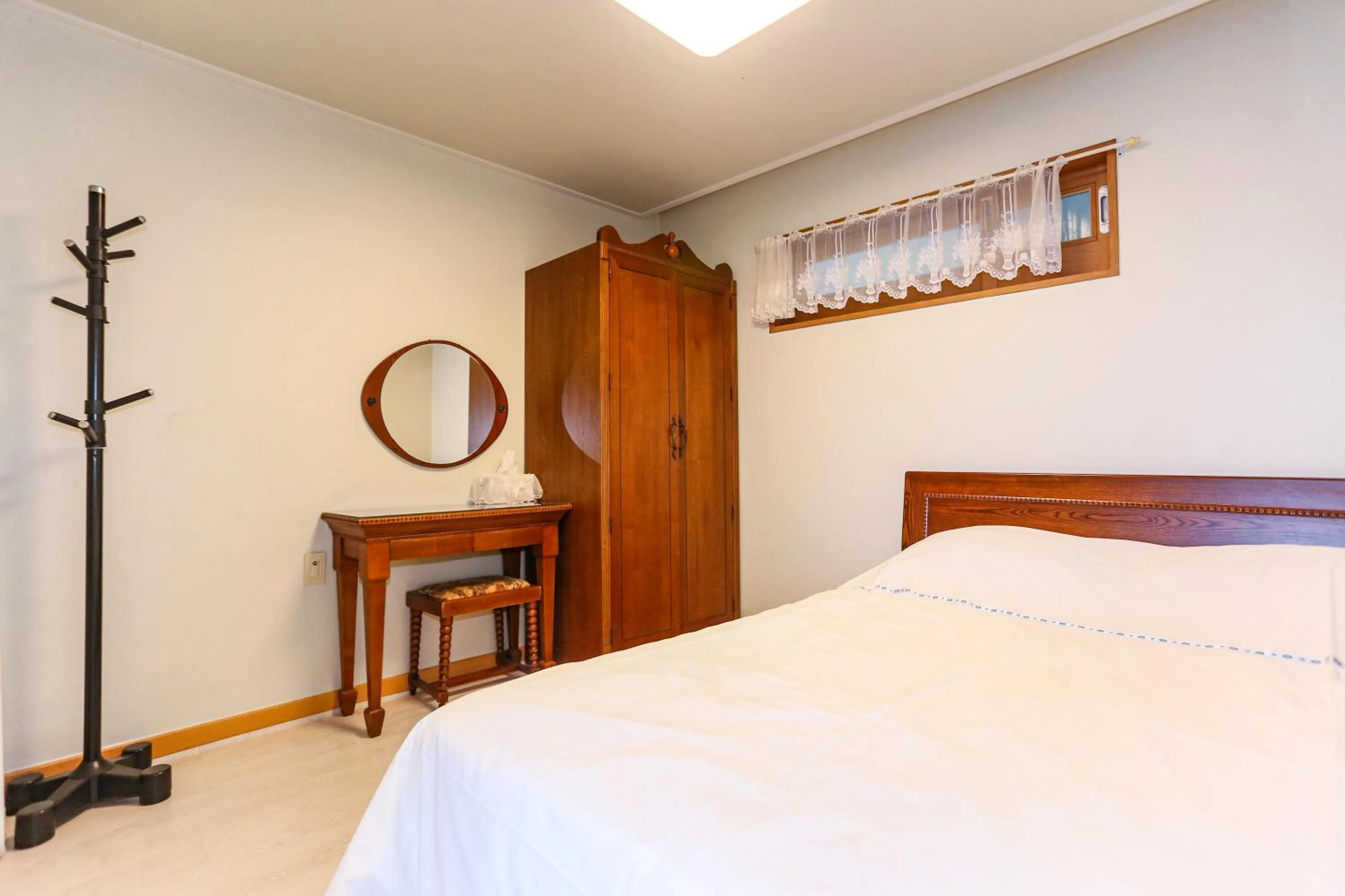 Bedroom, Bed in Four Season Pension