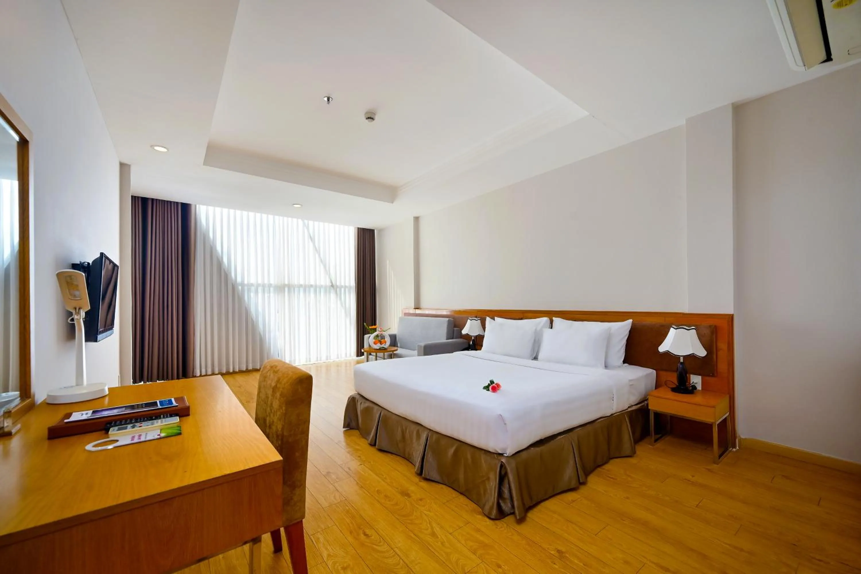 Bed in TTC Hotel Deluxe Airport