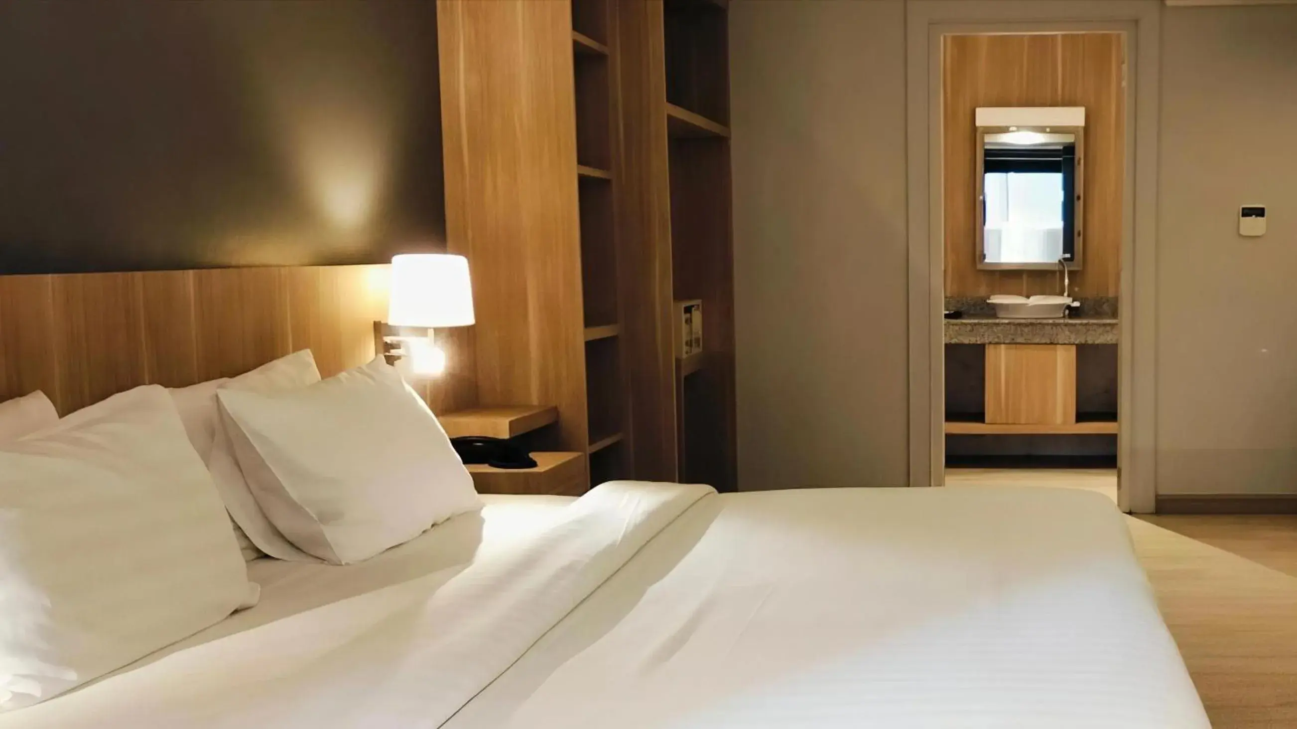 Standard Double or Twin Room in Days Inn by Wyndham Aonang Krabi Standard Double or Twin Room in Days Inn by Wyndham Aonang Krabi