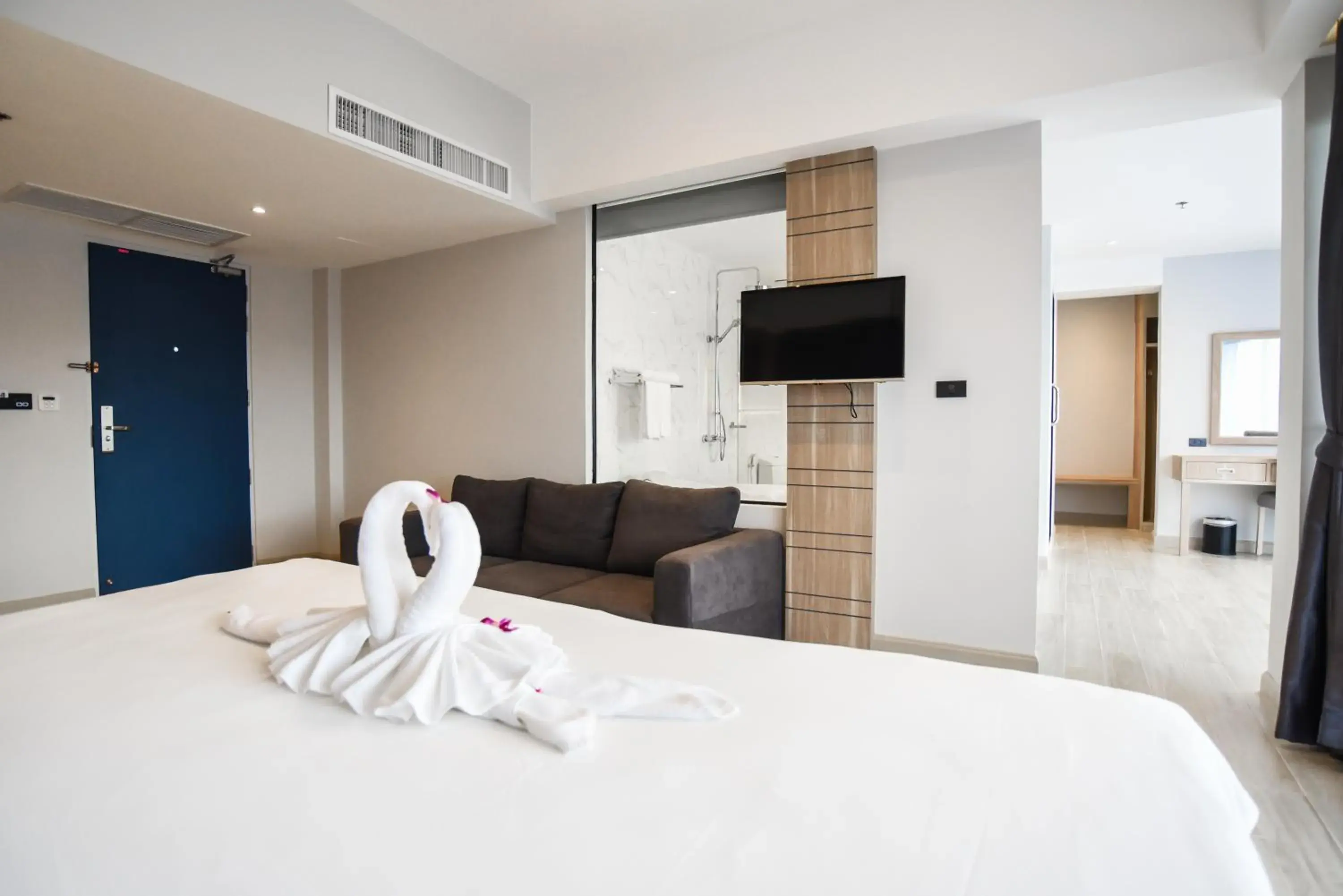 Bed in Days Inn by Wyndham Aonang Krabi Bed in Days Inn by Wyndham Aonang Krabi