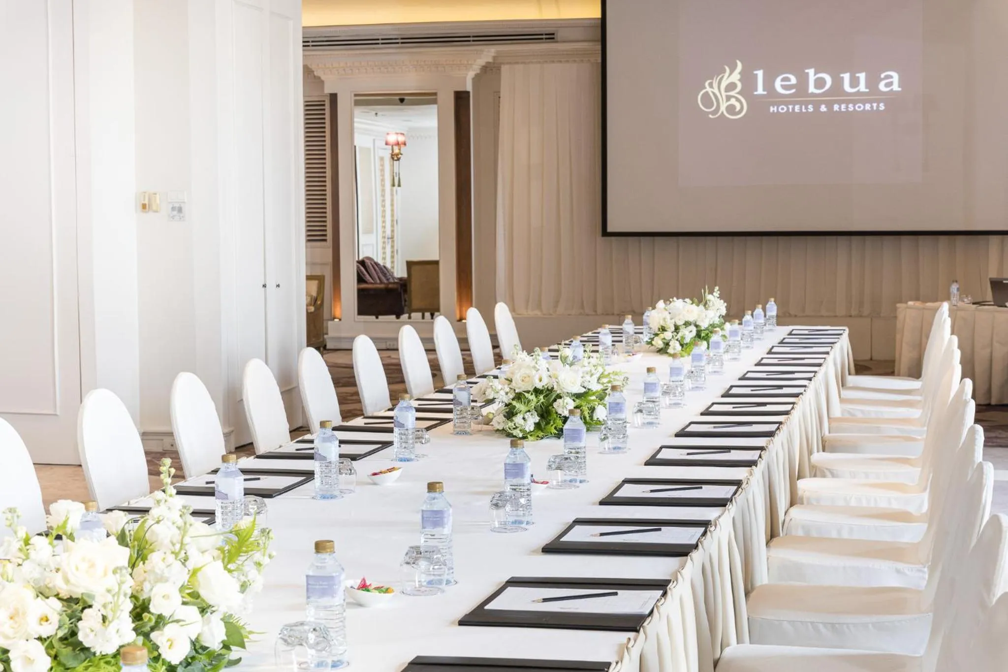 Meeting/conference room in lebua at State Tower