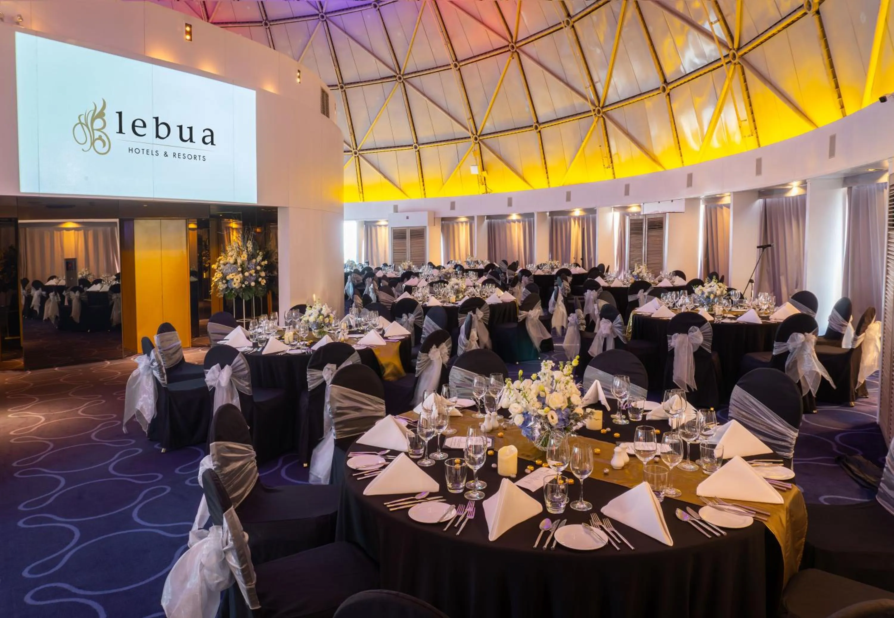 Meeting/conference room in lebua at State Tower