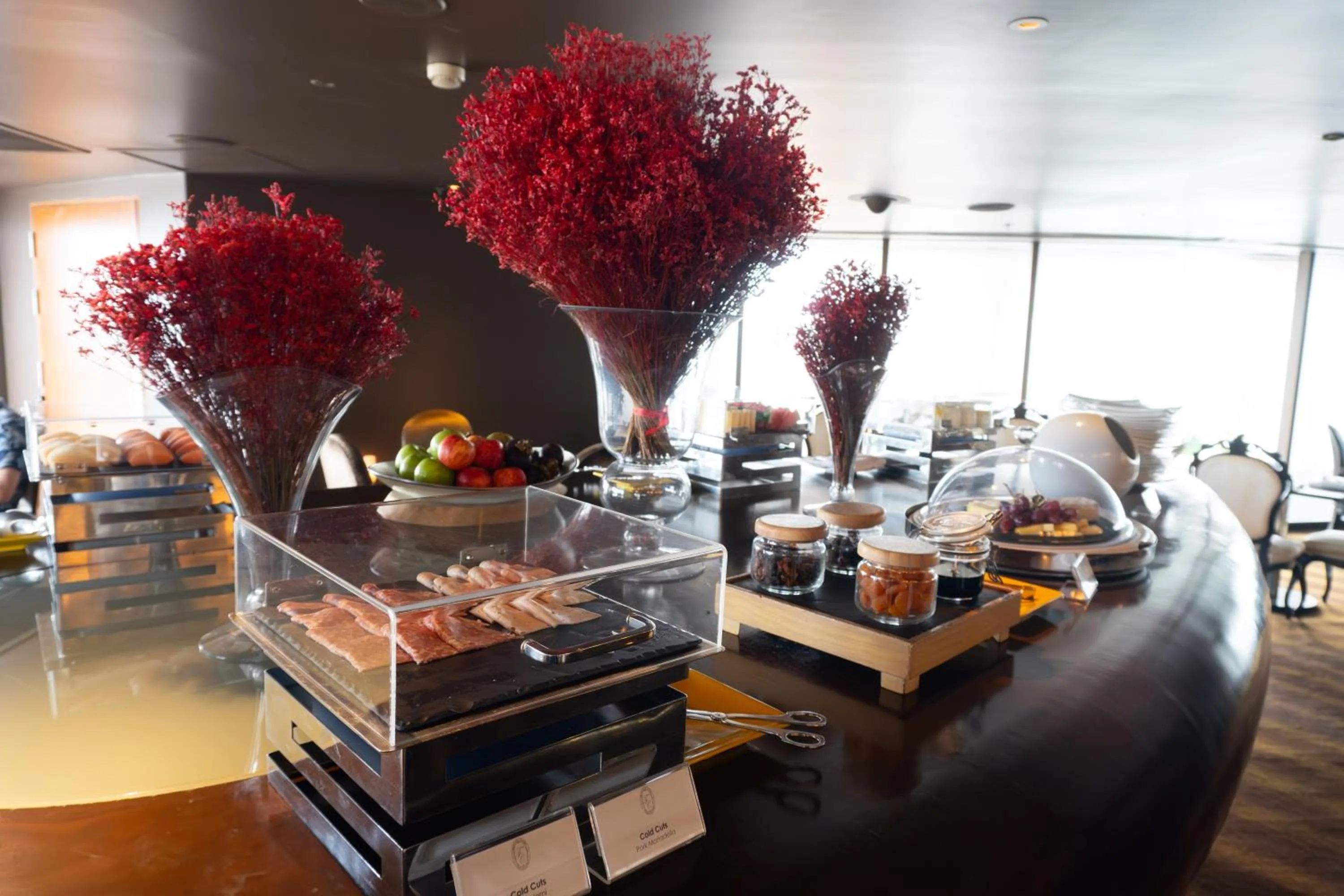 Lounge or bar in lebua at State Tower