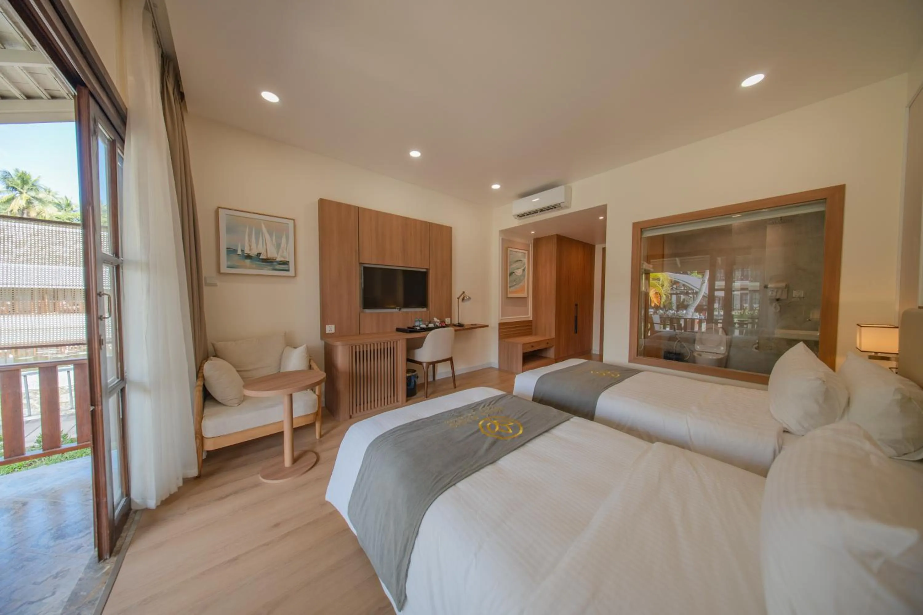 Photo of the whole room, Bed in Villa Oasis