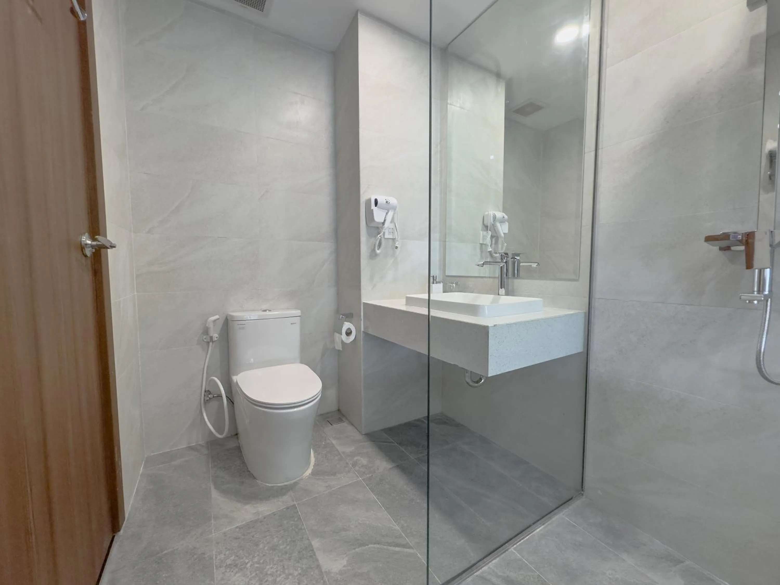 Shower in Villa Oasis