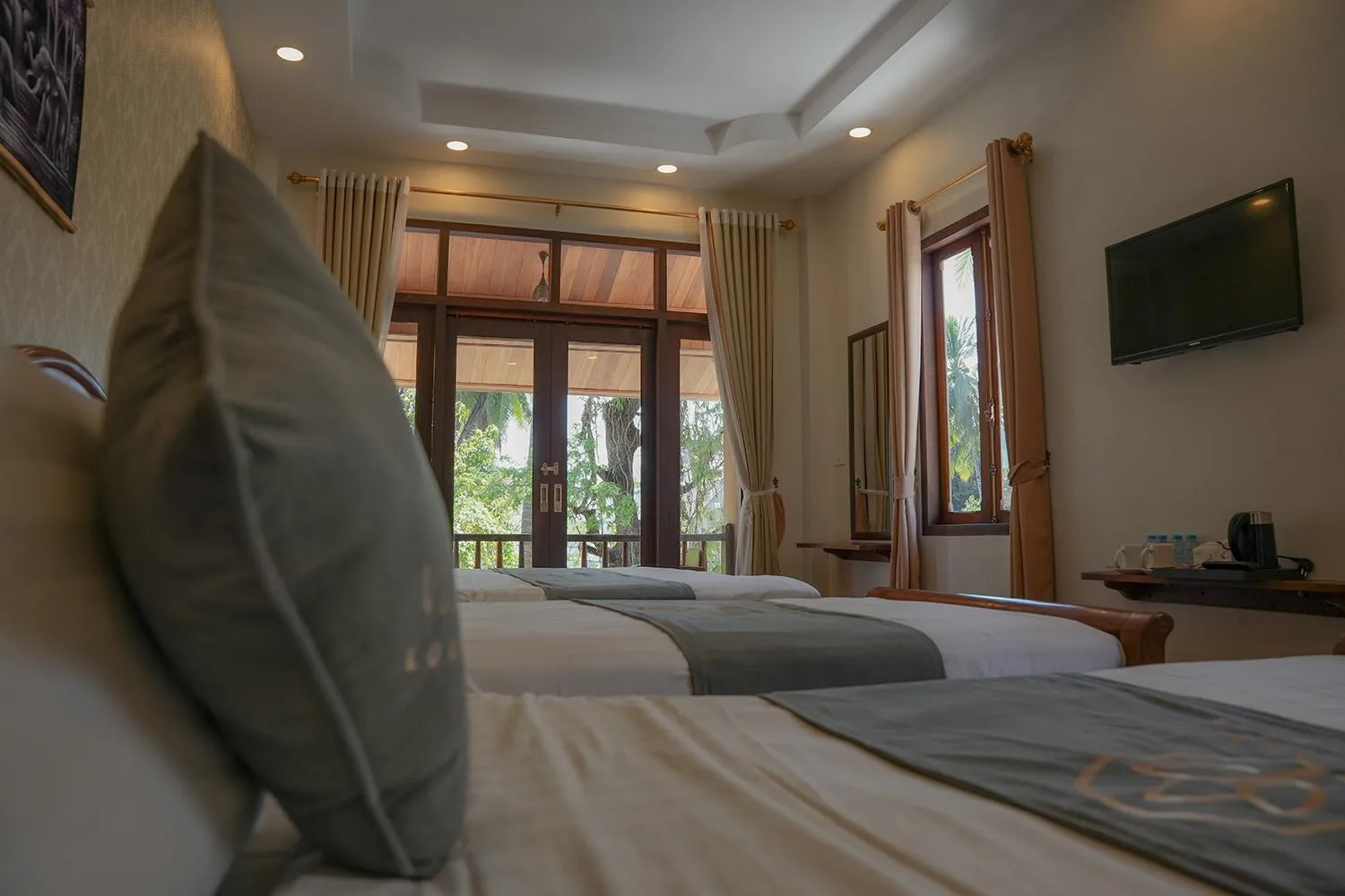 Photo of the whole room, Bed in Villa Oasis