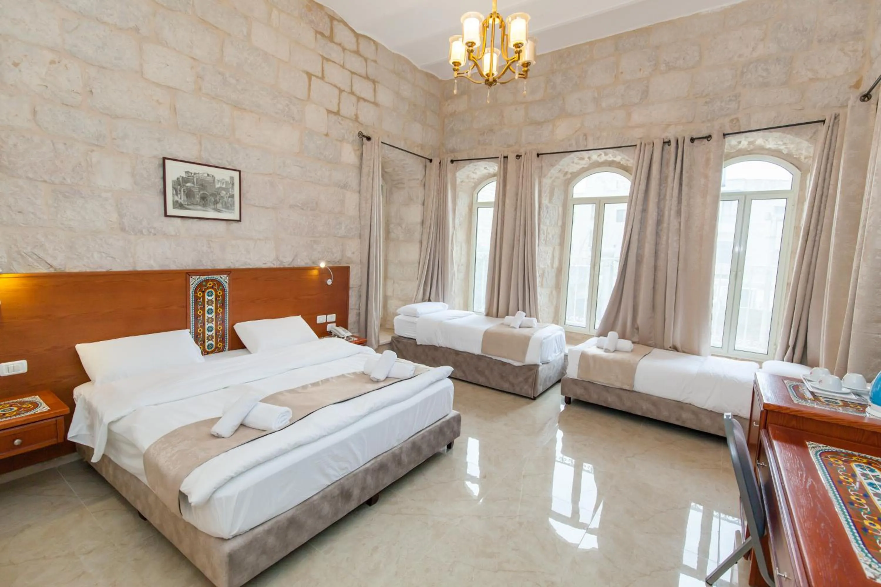 Bed in Azzahra Boutique Hotel & Restaurant - Jerusalem