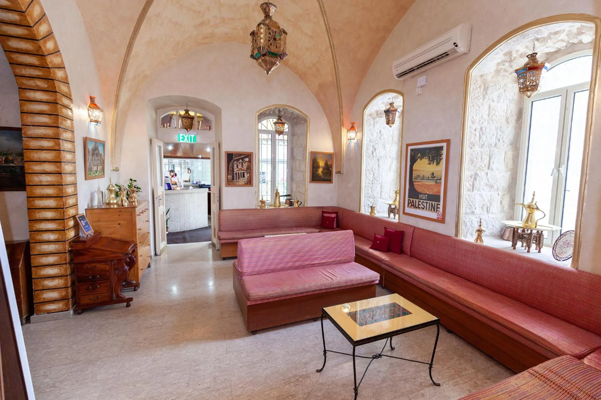 Lobby or reception in Azzahra Boutique Hotel & Restaurant - Jerusalem