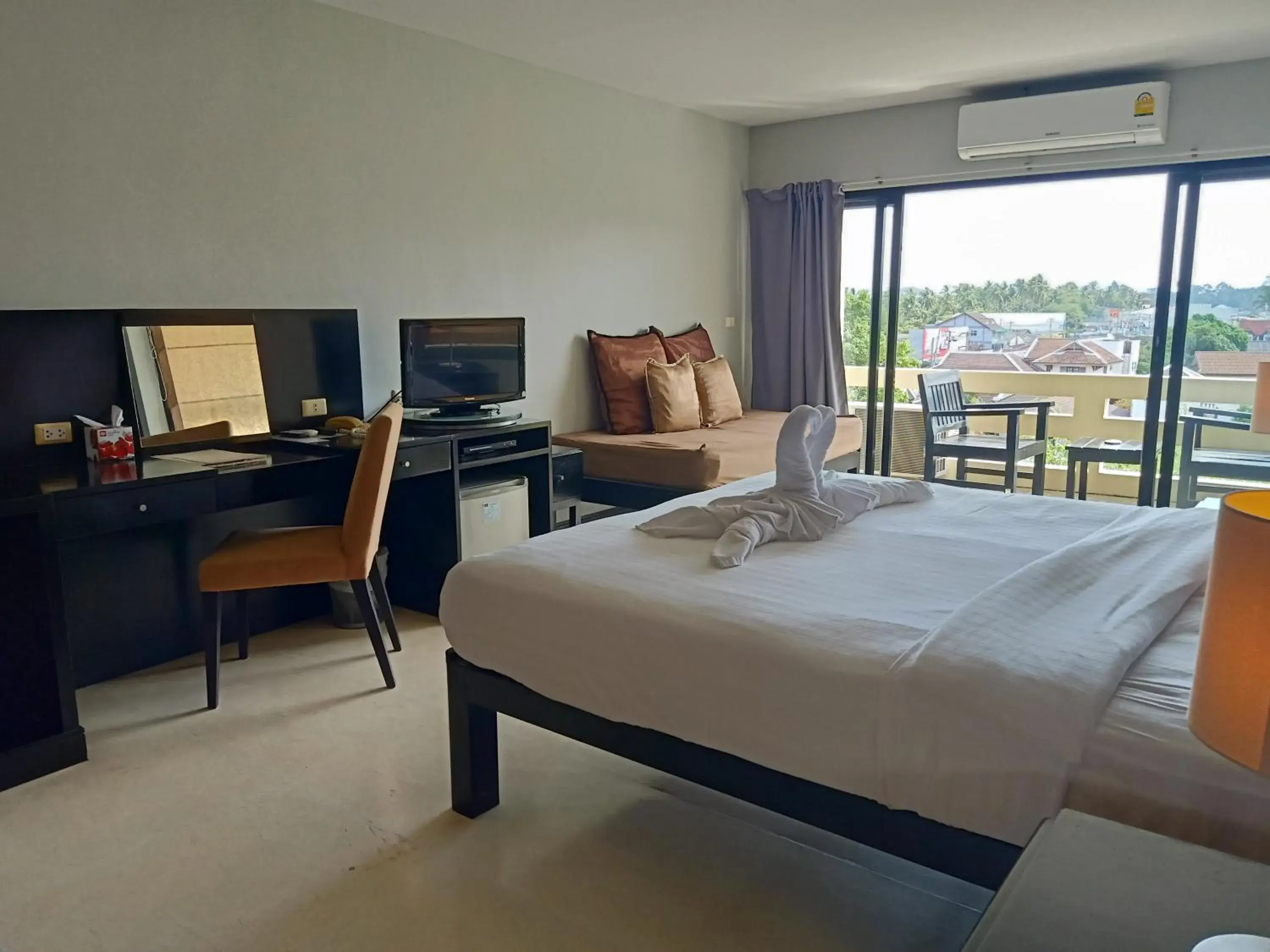 Deluxe Balcony in Amarin Samui Hotel - SHA Plus Certified Deluxe Balcony in Amarin Samui Hotel - SHA Plus Certified