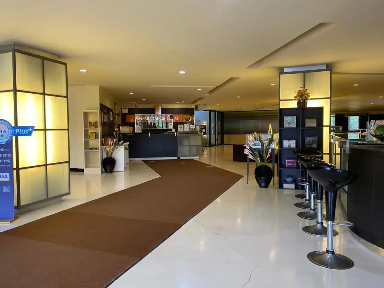 Lobby or reception in Amarin Samui Hotel - SHA Plus Certified Lobby or reception in Amarin Samui Hotel - SHA Plus Certified
