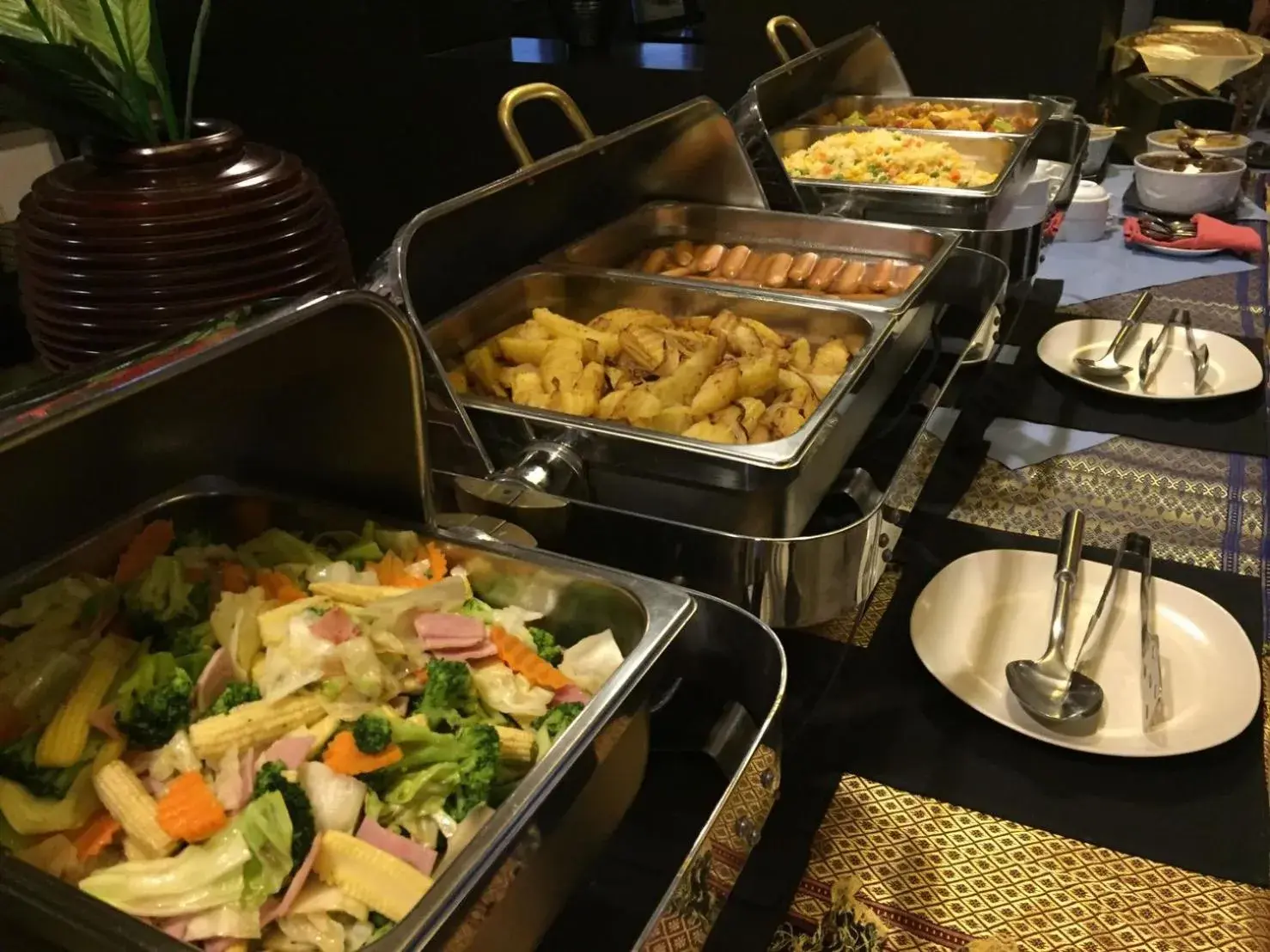 Breakfast in Amarin Samui Hotel - SHA Plus Certified Breakfast in Amarin Samui Hotel - SHA Plus Certified