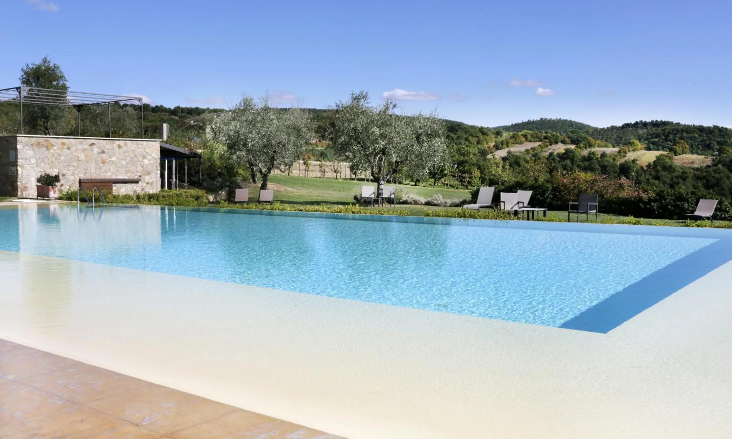 Pool view in Tenuta Ponziani Wine Resort&Spa