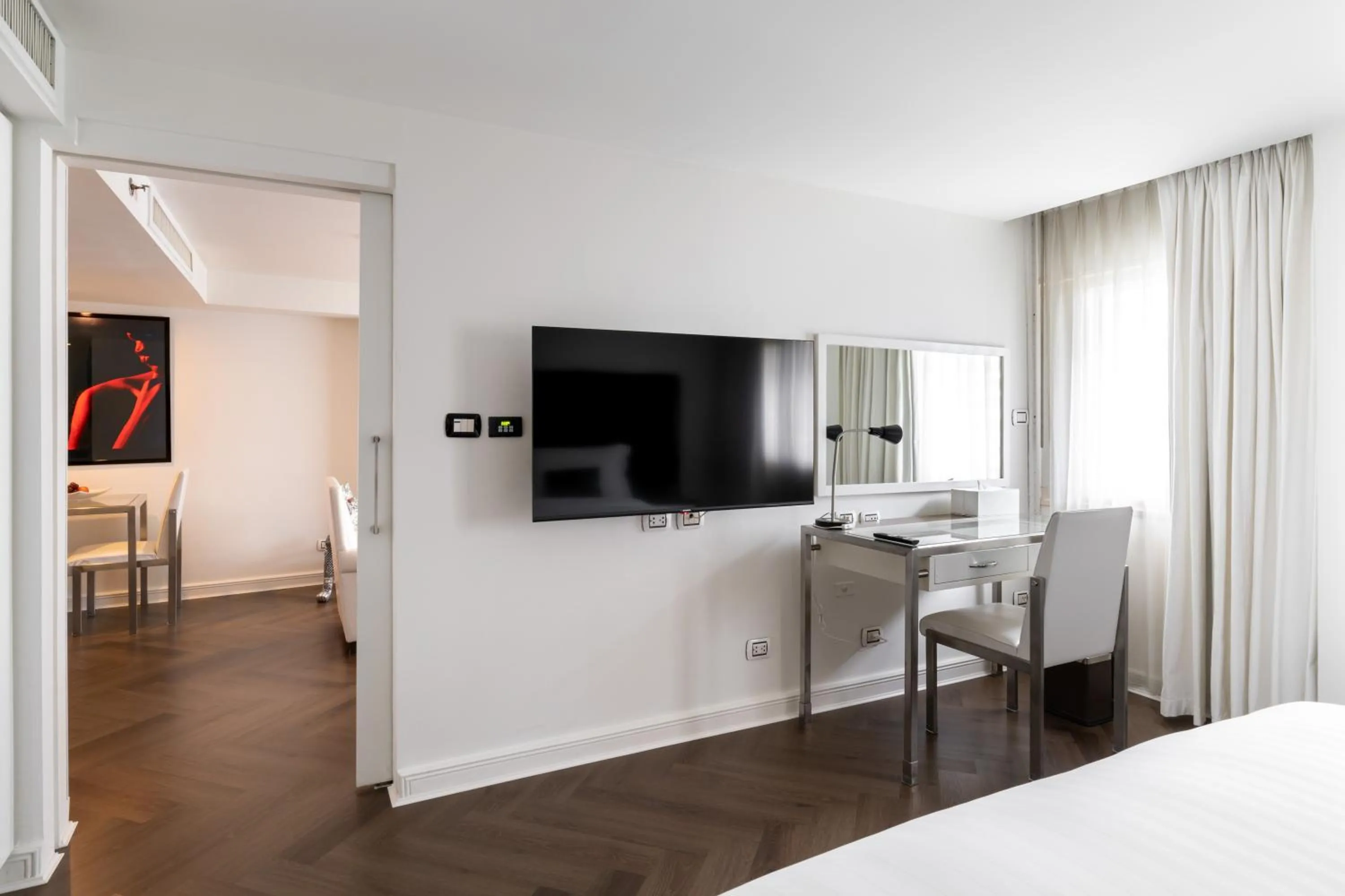 Bedroom, Bed in Night Hotel Bangkok - Sukhumvit 15