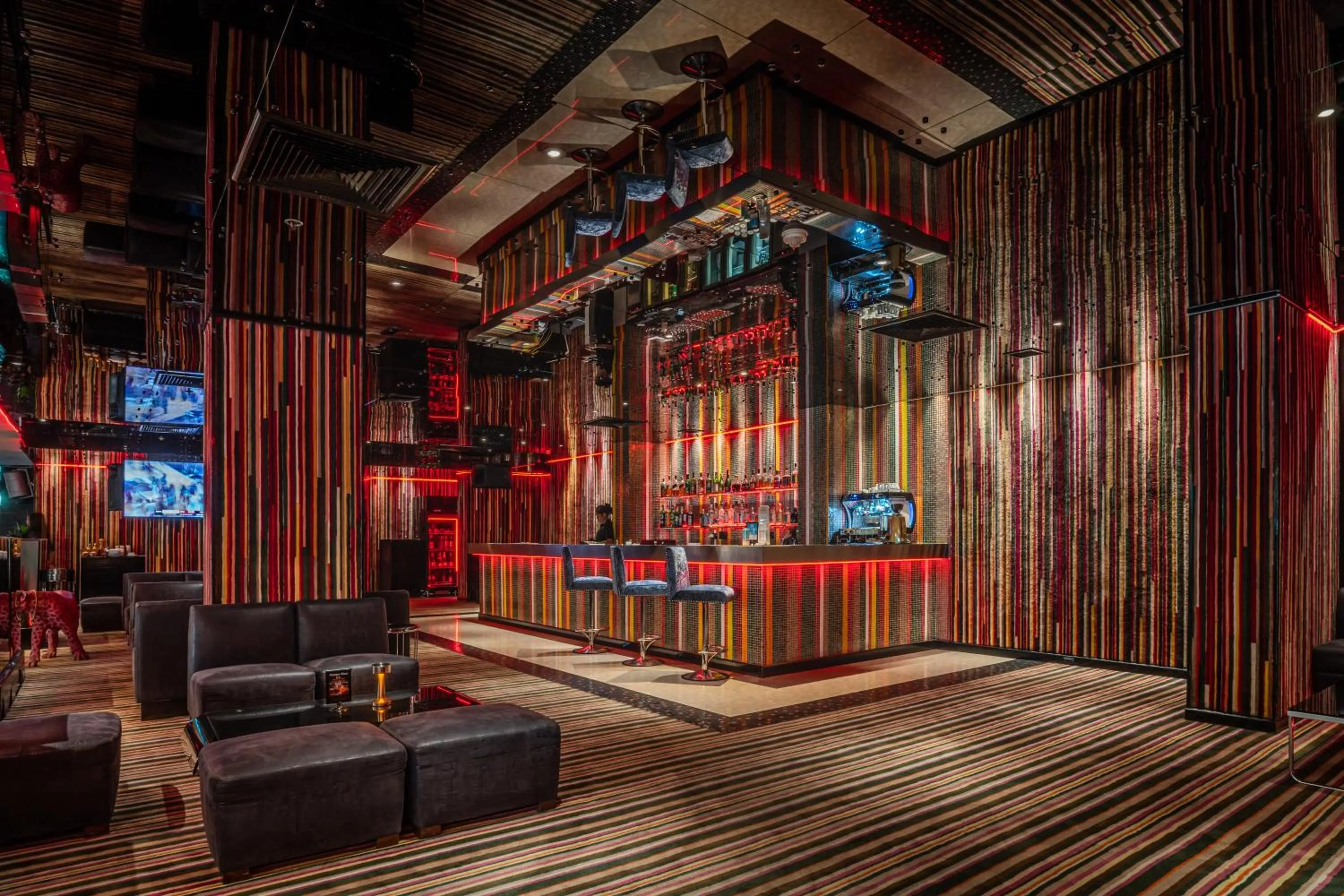 Lounge or bar in Night Hotel Bangkok - Sukhumvit 15