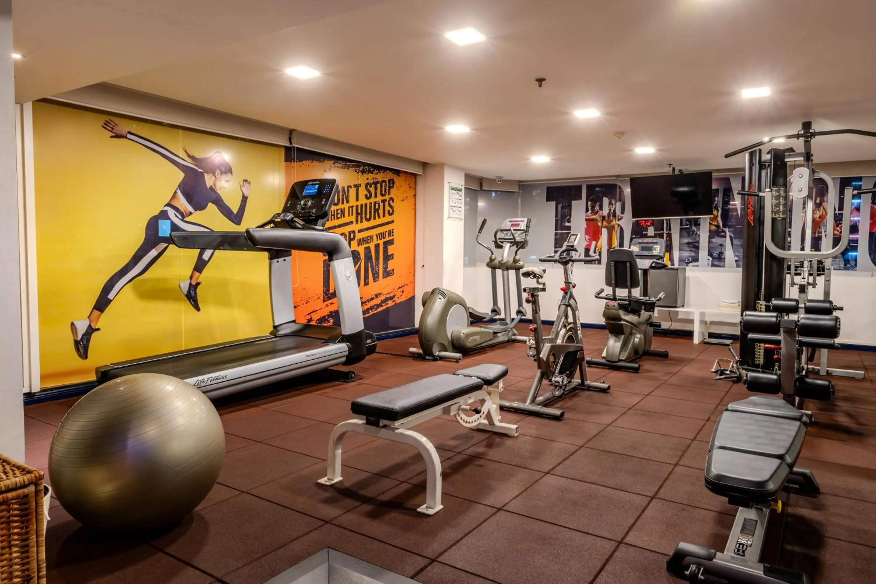 Fitness centre/facilities in Night Hotel Bangkok - Sukhumvit 15