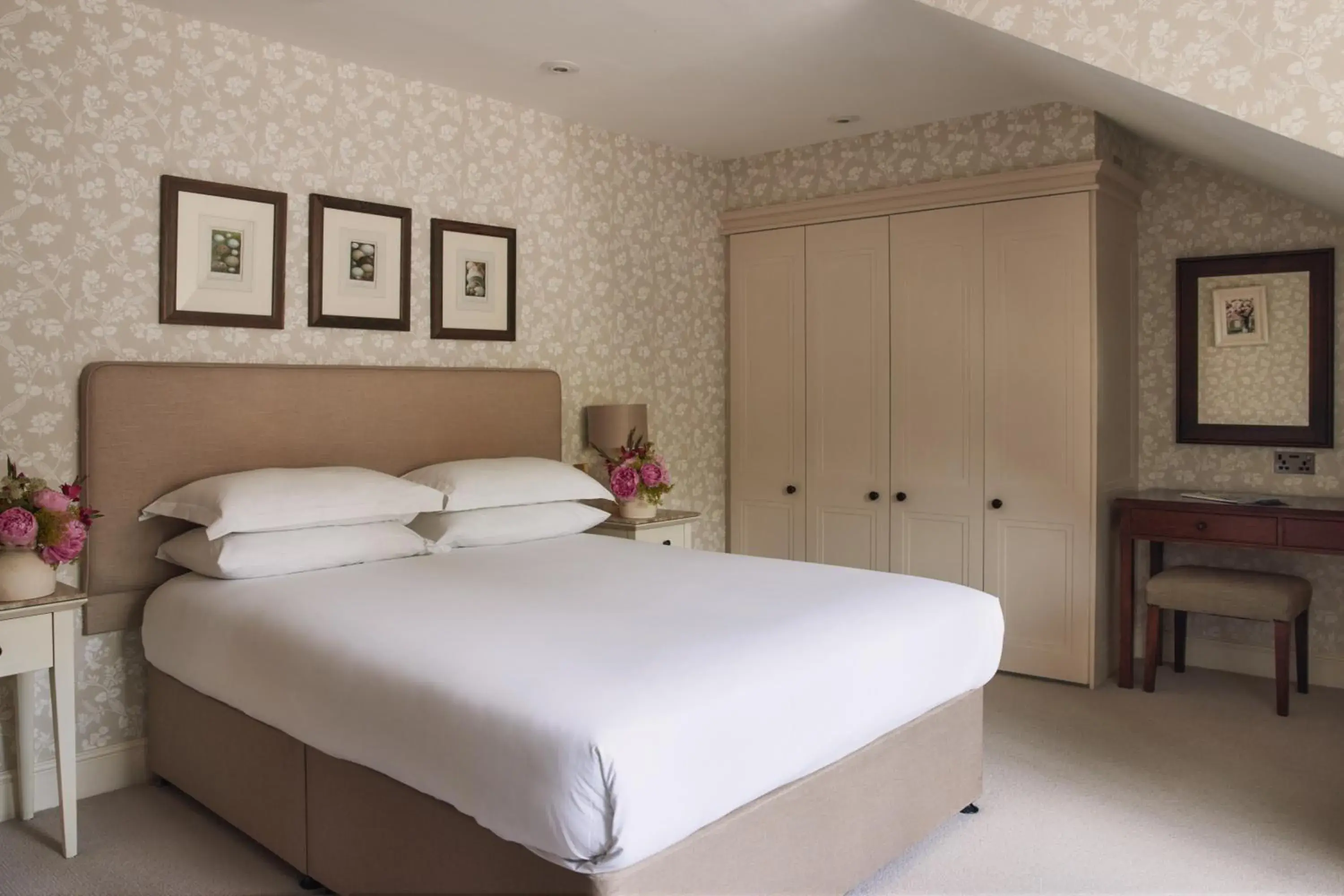 Bedroom, Bed in Fermain Valley Hotel Bedroom, Bed in Fermain Valley Hotel