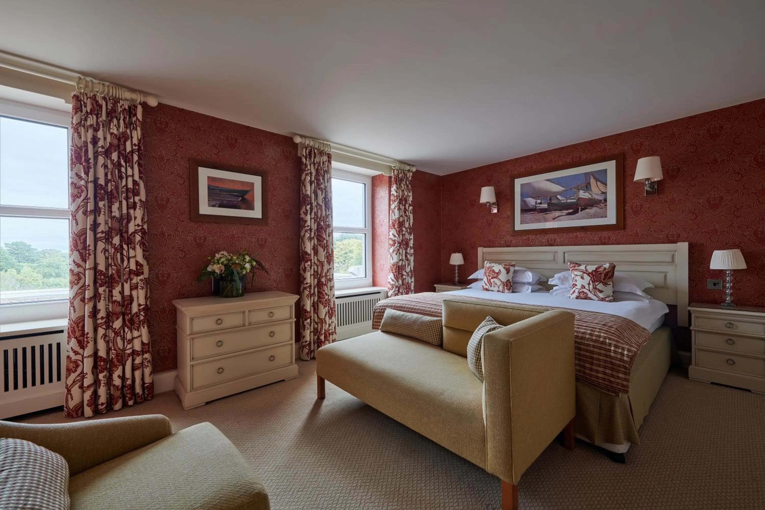 Bed in Fermain Valley Hotel