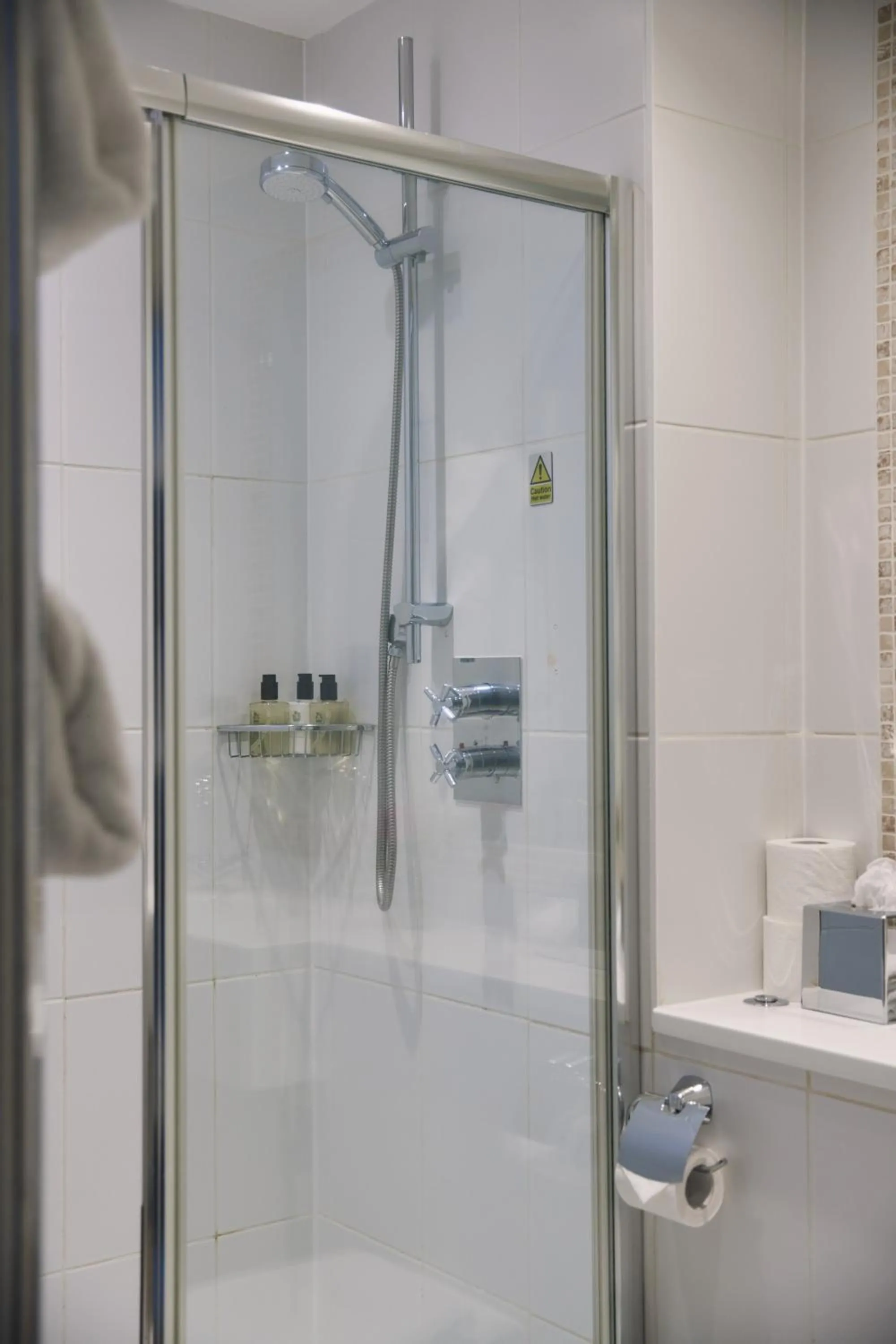 Bathroom in Fermain Valley Hotel