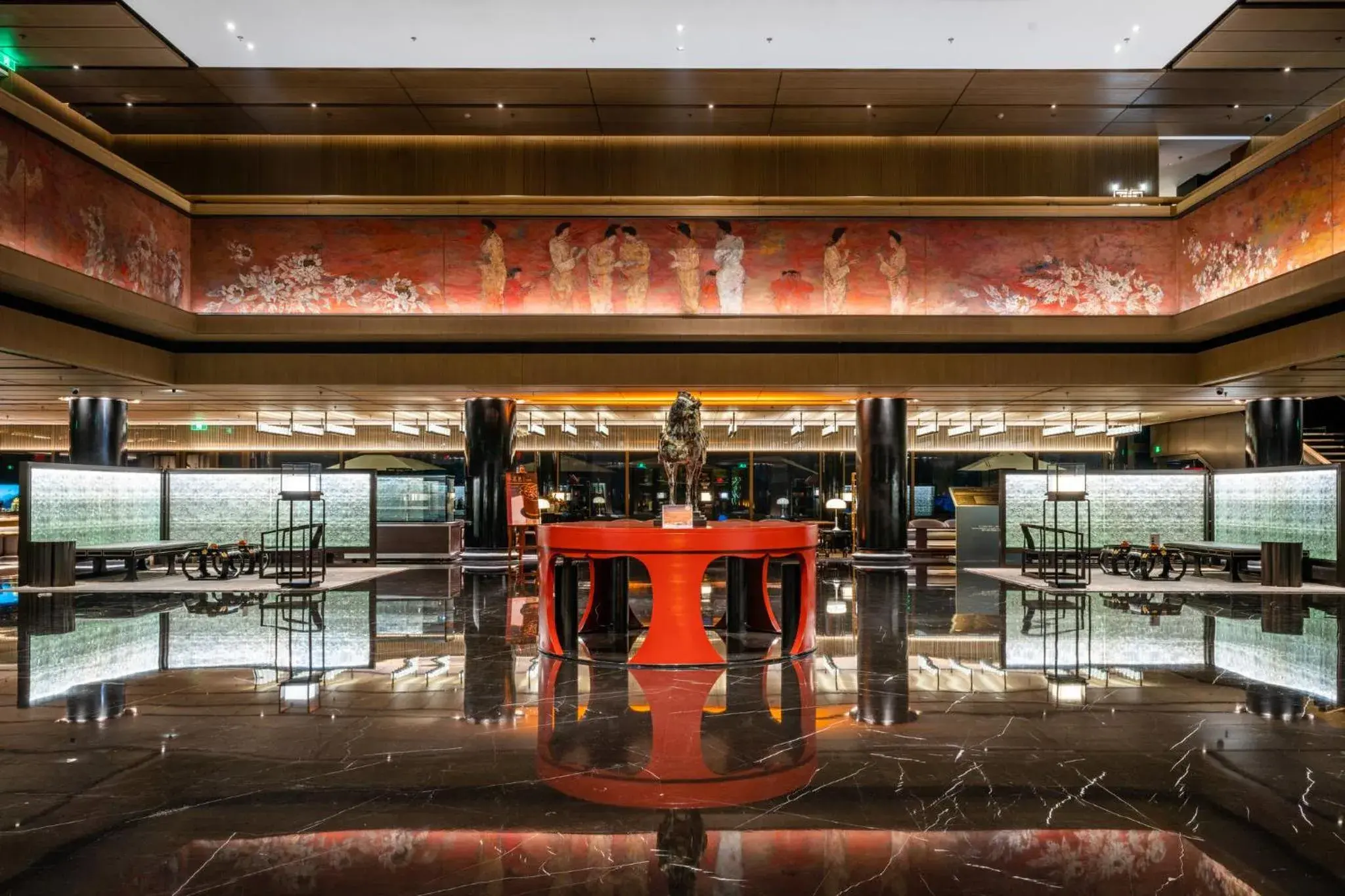 Property building in HUALUXE Xi'an Tanghua by IHG Property building in HUALUXE Xi'an Tanghua by IHG