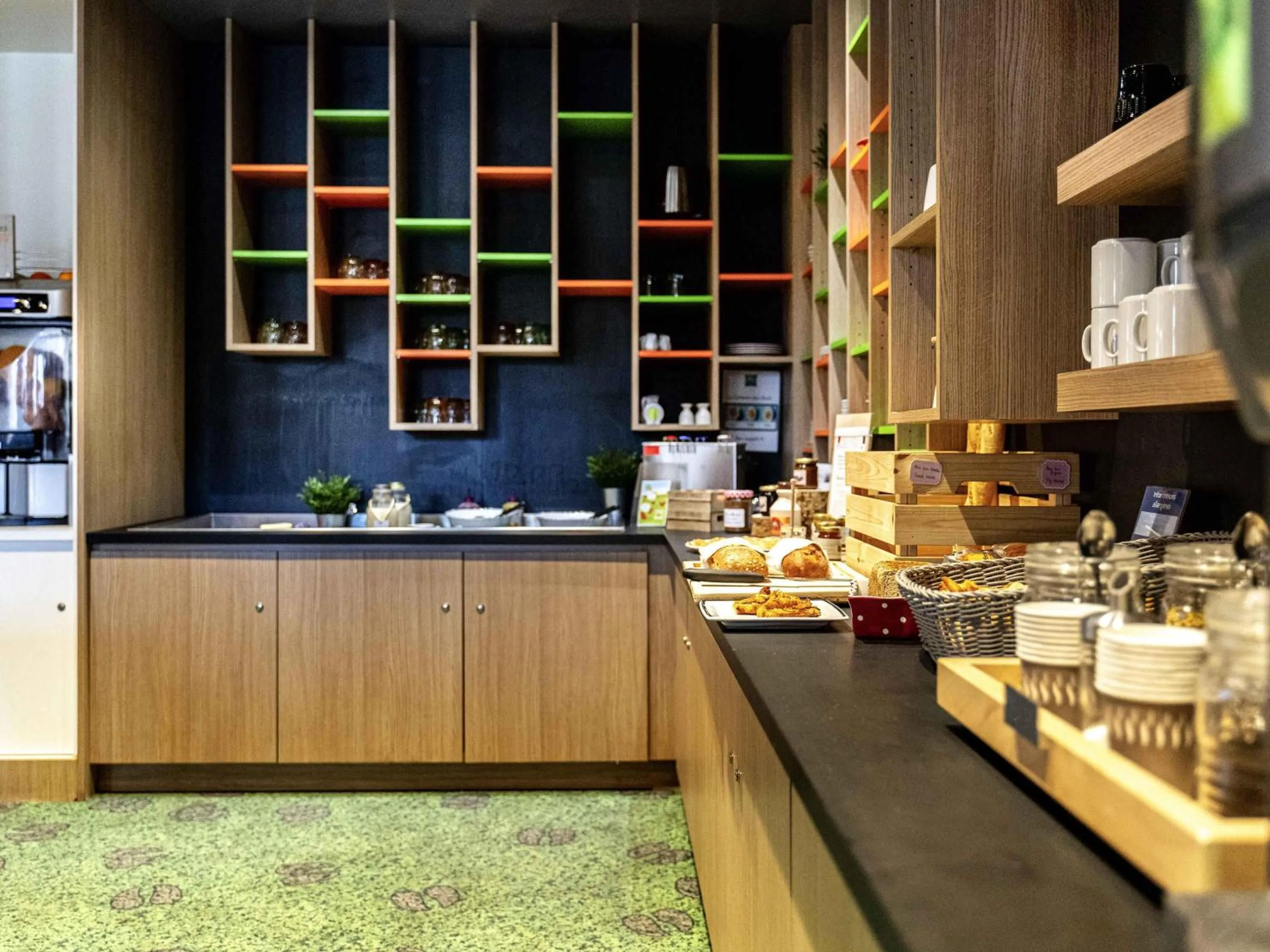 Breakfast in ibis Styles Moulins Centre